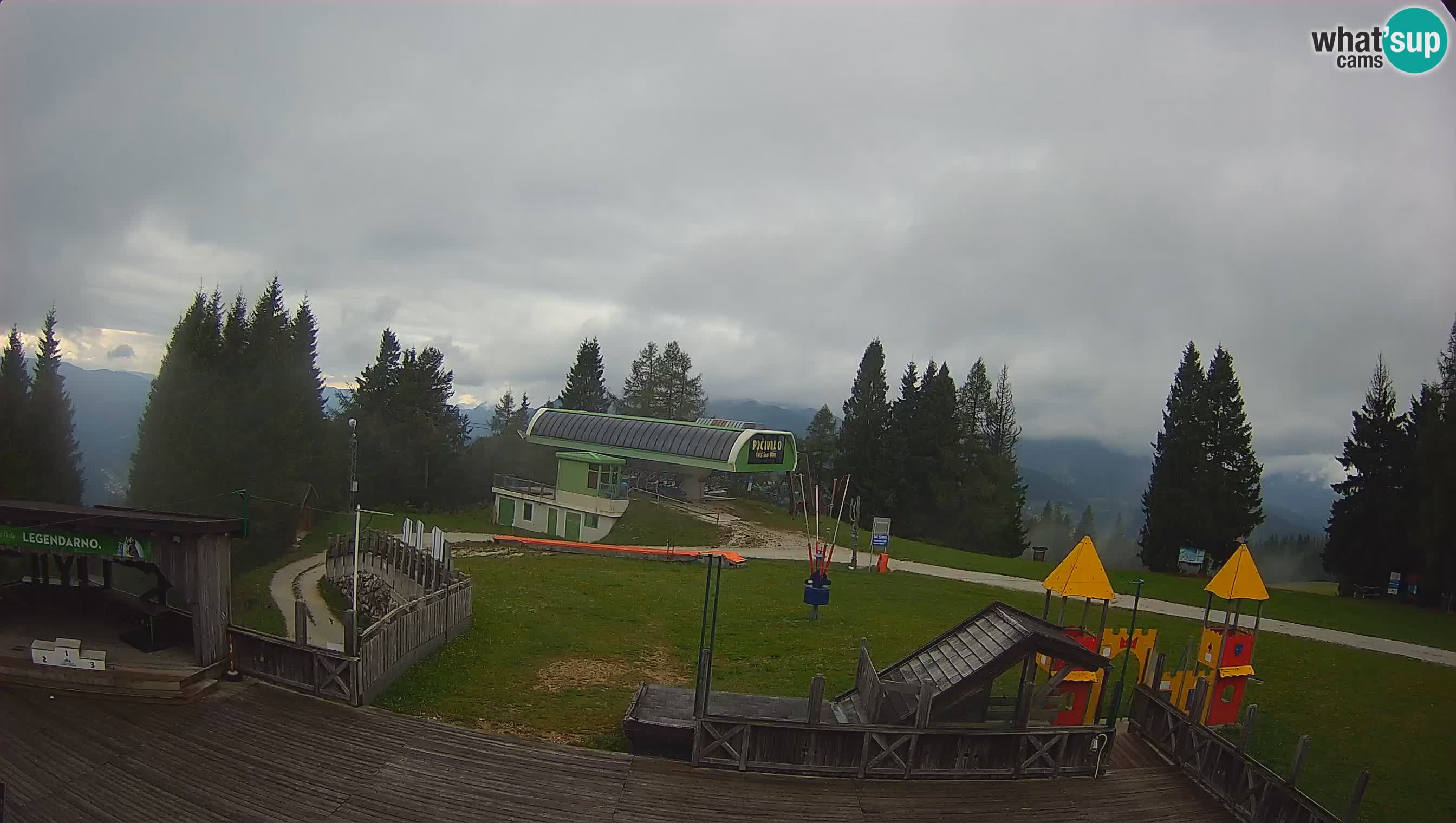 Alpska Perla Ski hotel Cerkno Počivalo webcam – Slovenia