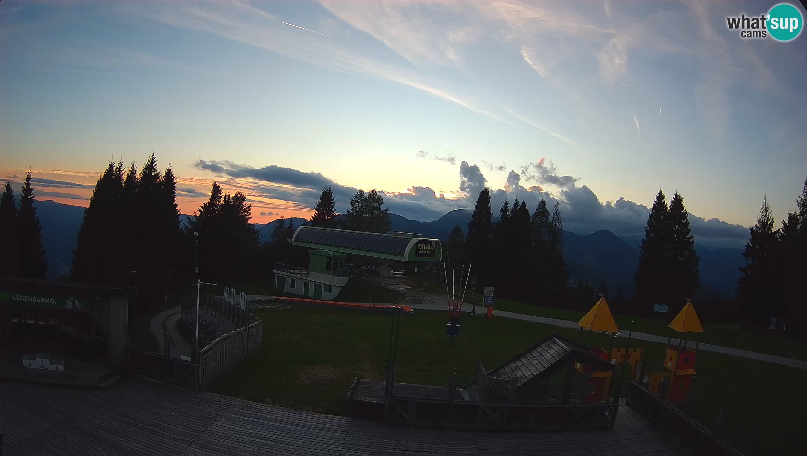 Alpska Perla kamera Cerkno Počivalo