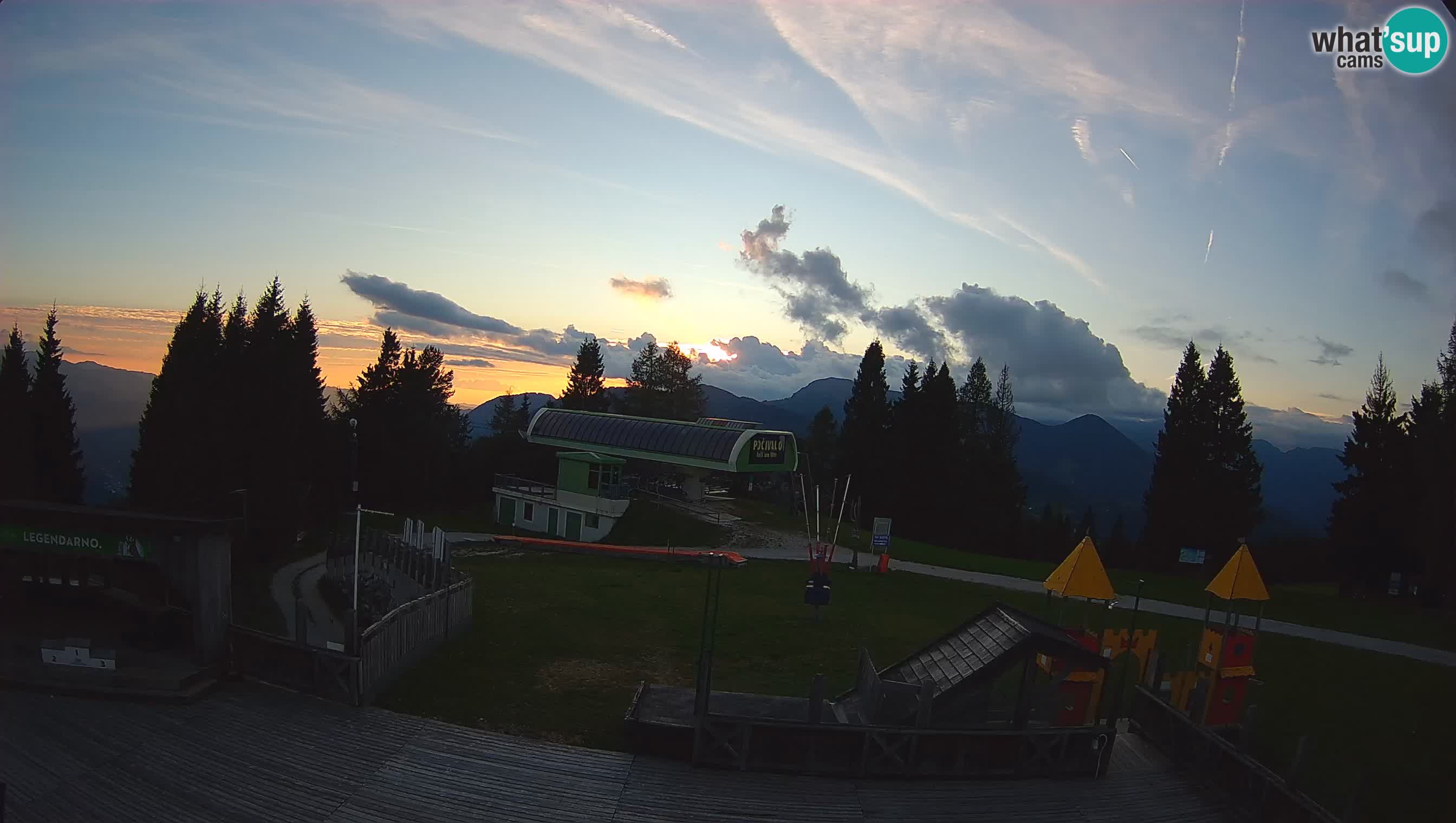 Webcam de la station de ski des Alpes slovènes à Cerkno Počivalo