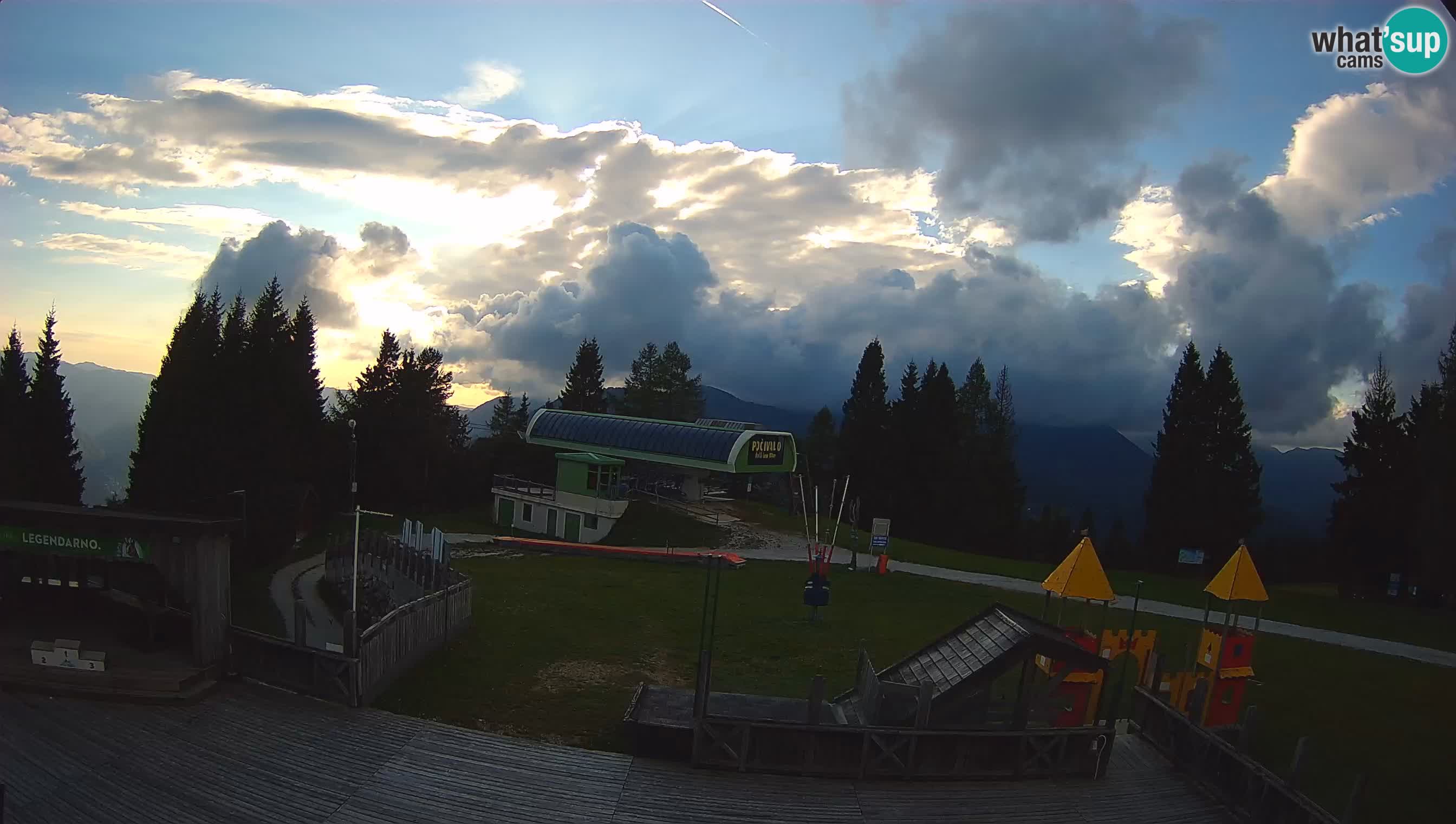 Alpska Perla Skijalište Cerkno Počivalo web kamera – Slovenija