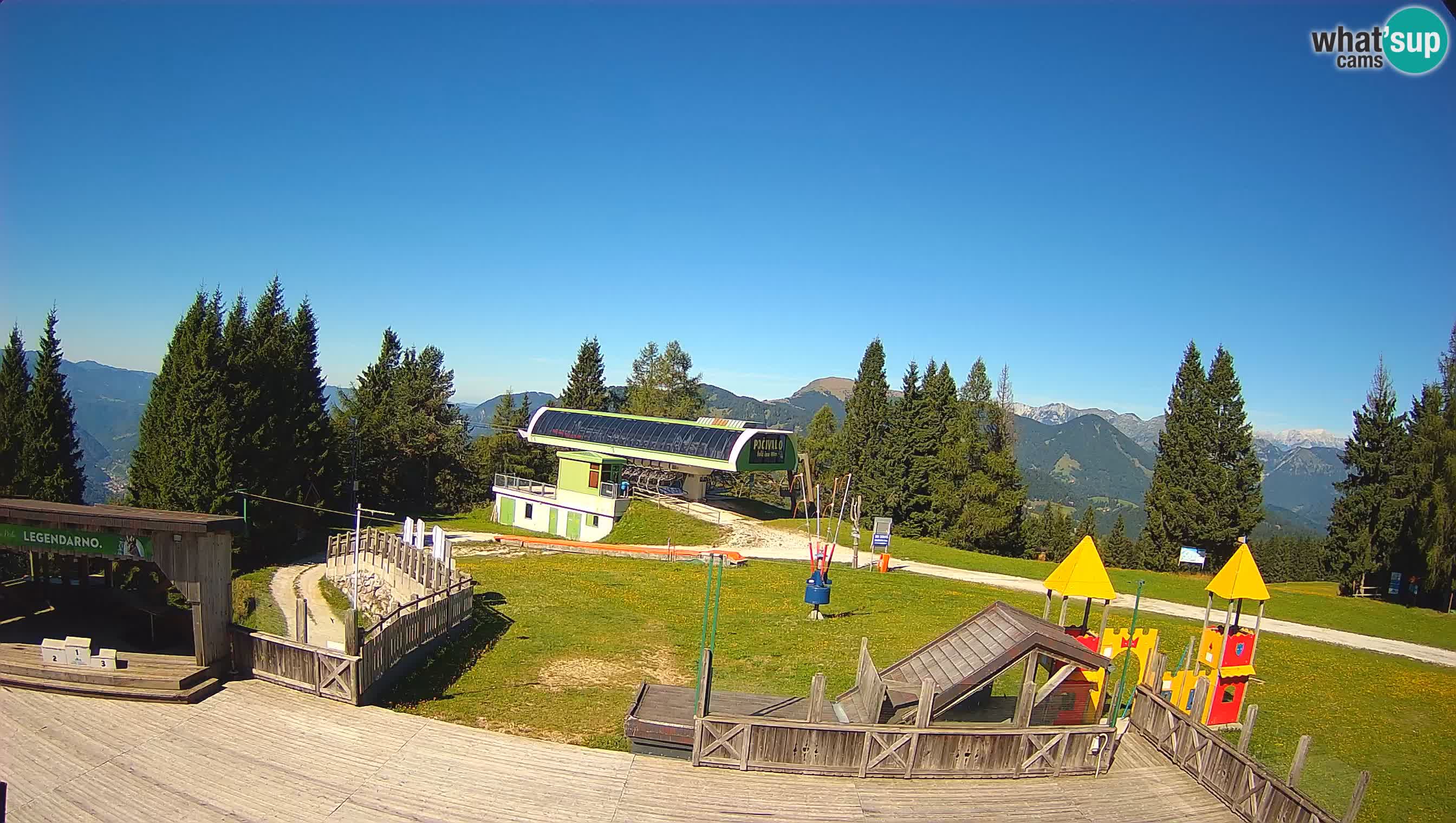 Webcam de la station de ski des Alpes slovènes à Cerkno Počivalo