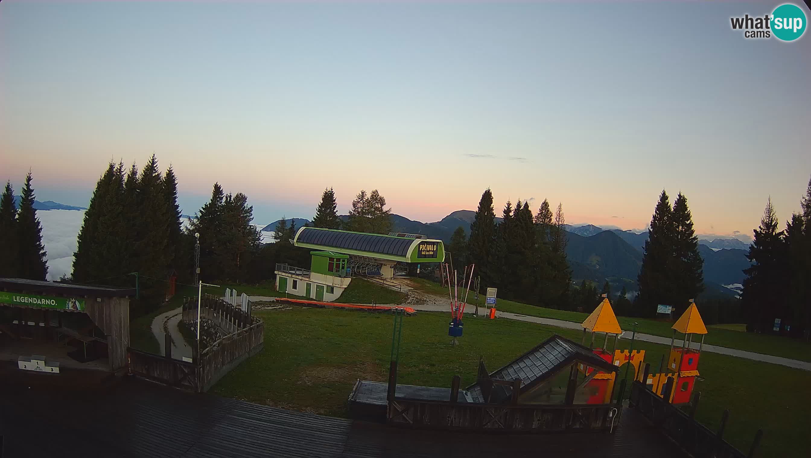 Alpska Perla Ski center Cerkno Počivalo webcam – Slovenia