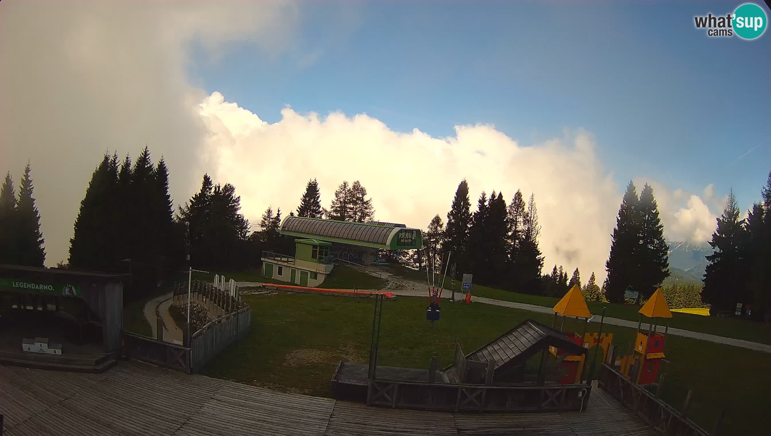 Webcam de la station de ski des Alpes slovènes à Cerkno Počivalo