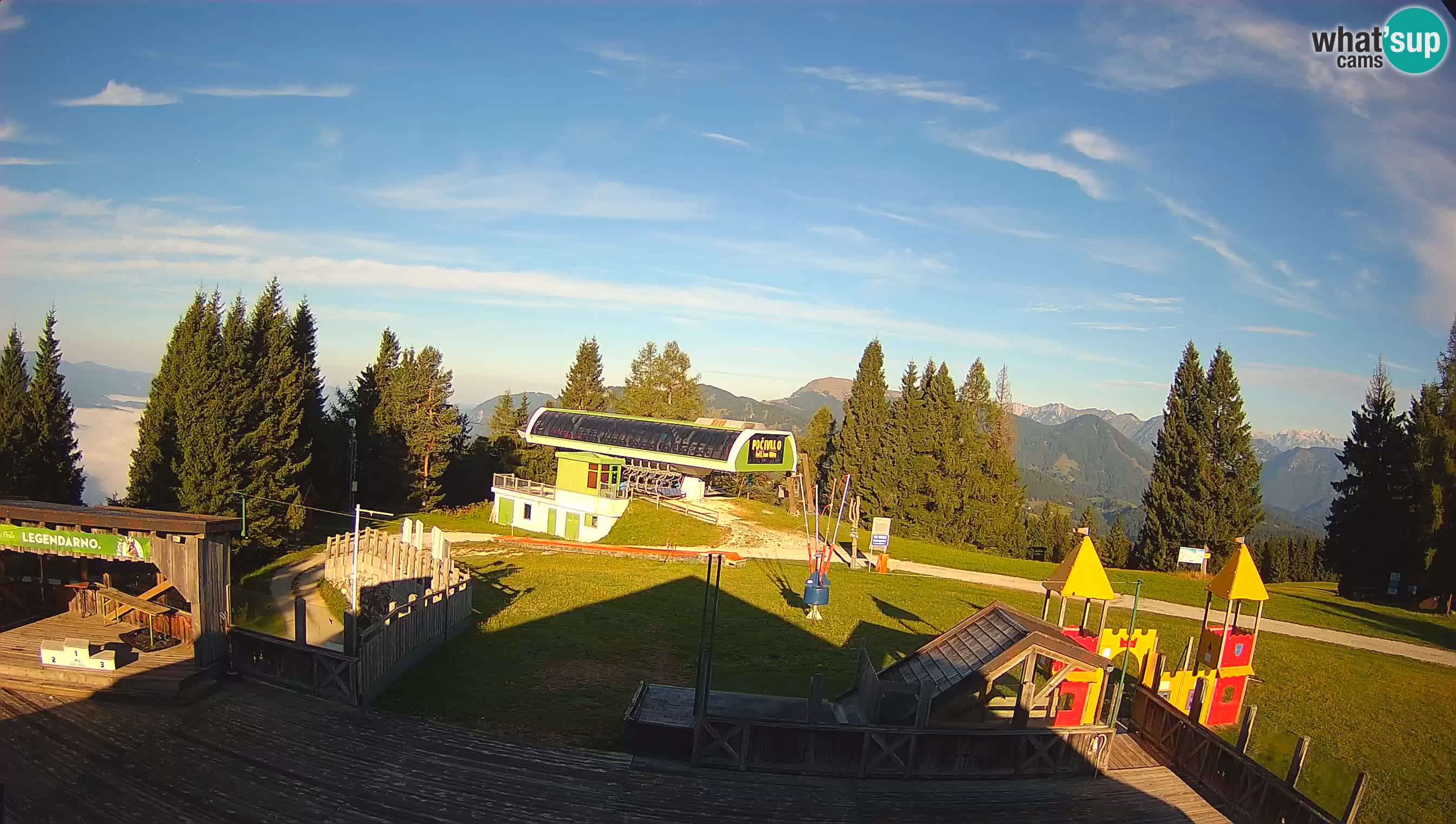 Alpska Perla Ski hotel Cerkno Počivalo webcam – Slovenia
