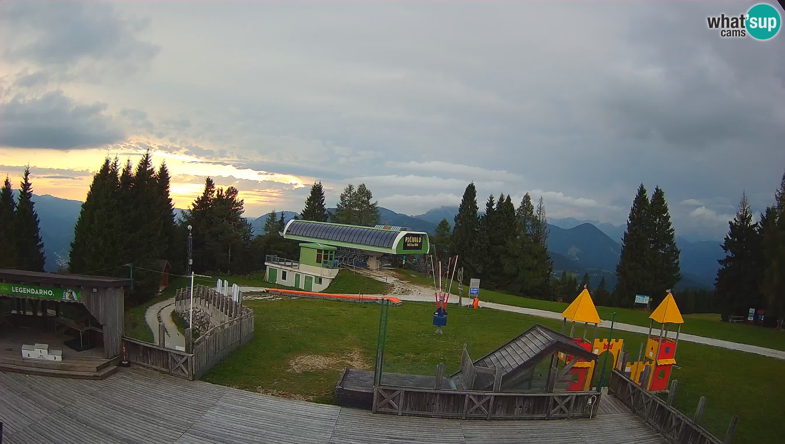 Alpska Perla kamera Cerkno Počivalo