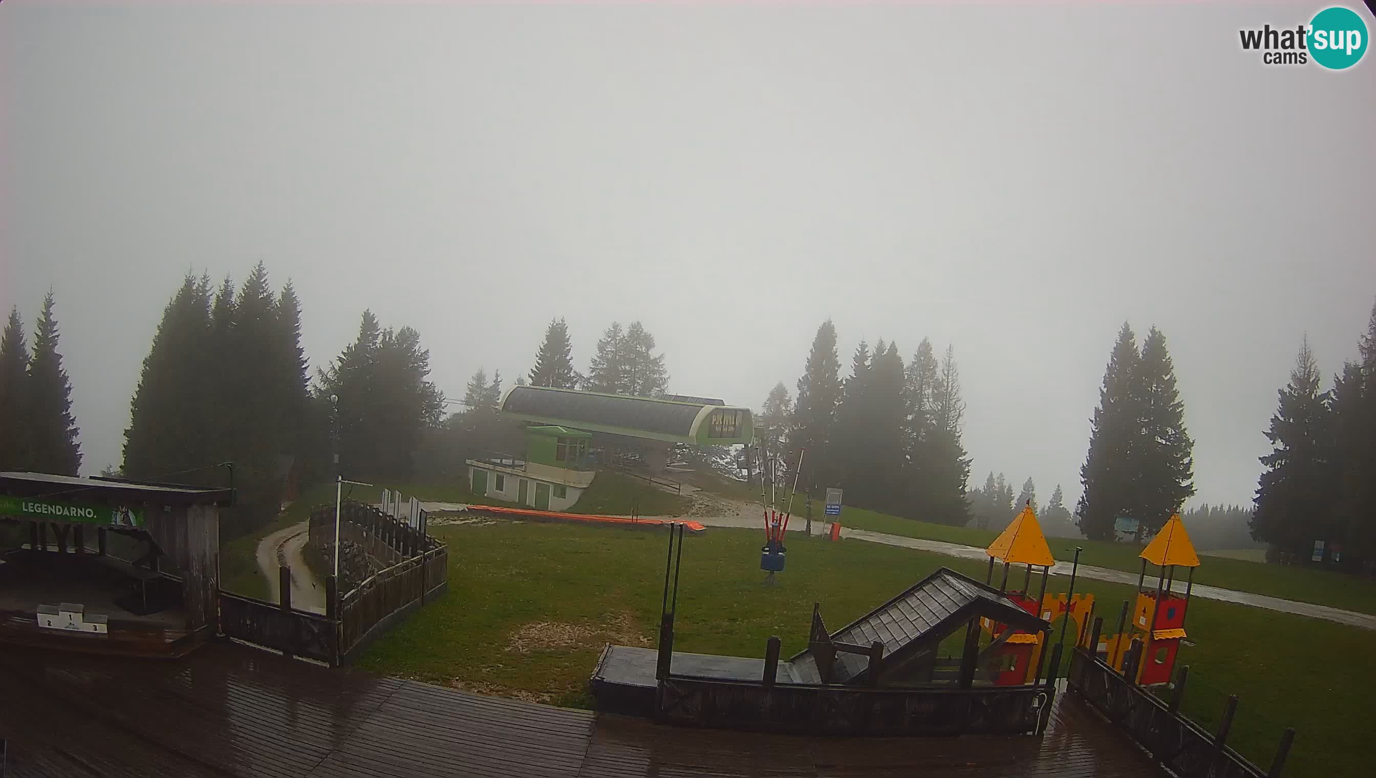 Alpska Perla Ski hotel Cerkno Počivalo webcam – Slovenia