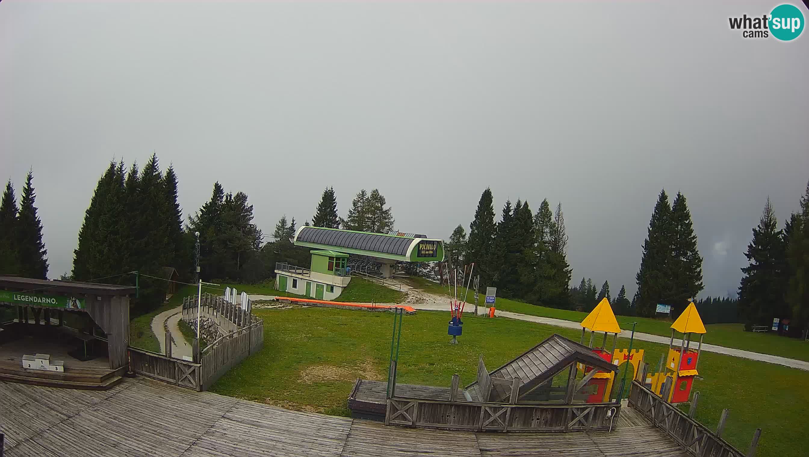 Alpska Perla Ski center Cerkno Počivalo webcam – Slovenia