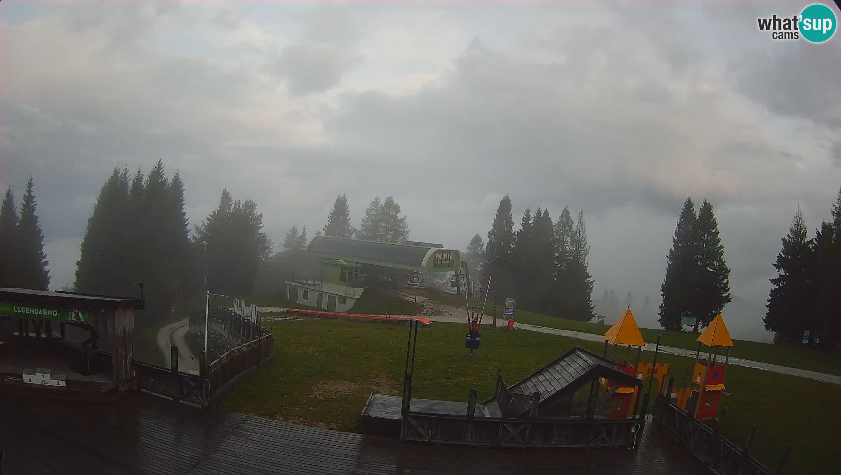 Alpska Perla Ski hotel Cerkno Počivalo webcam – Slovenia