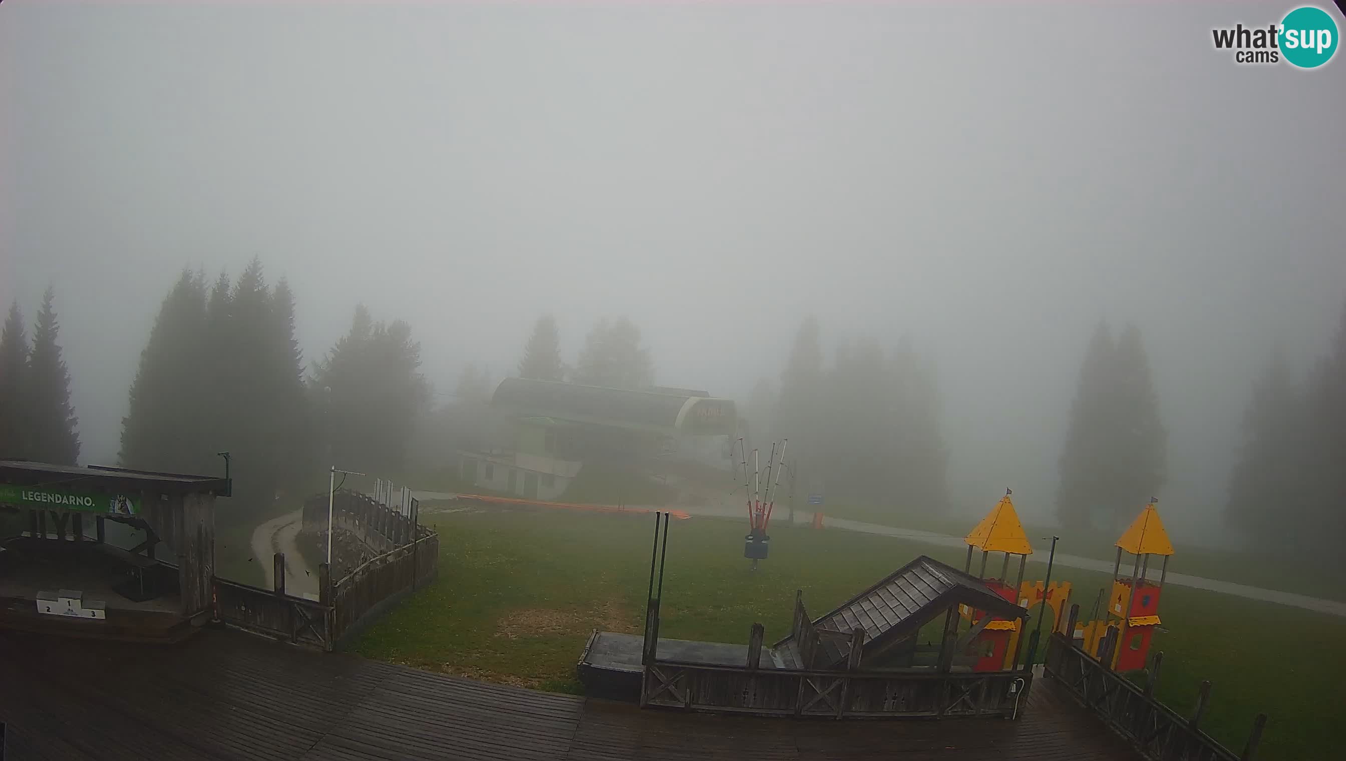 Alpska Perla Ski center Cerkno Počivalo webcam – Slovenia