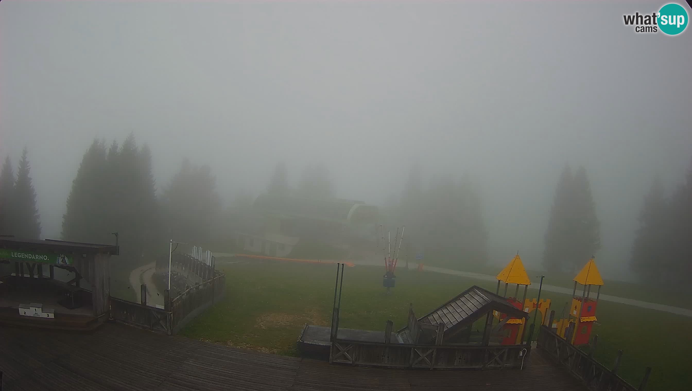 Alpska Perla Ski center Cerkno Počivalo webcam – Slovenia