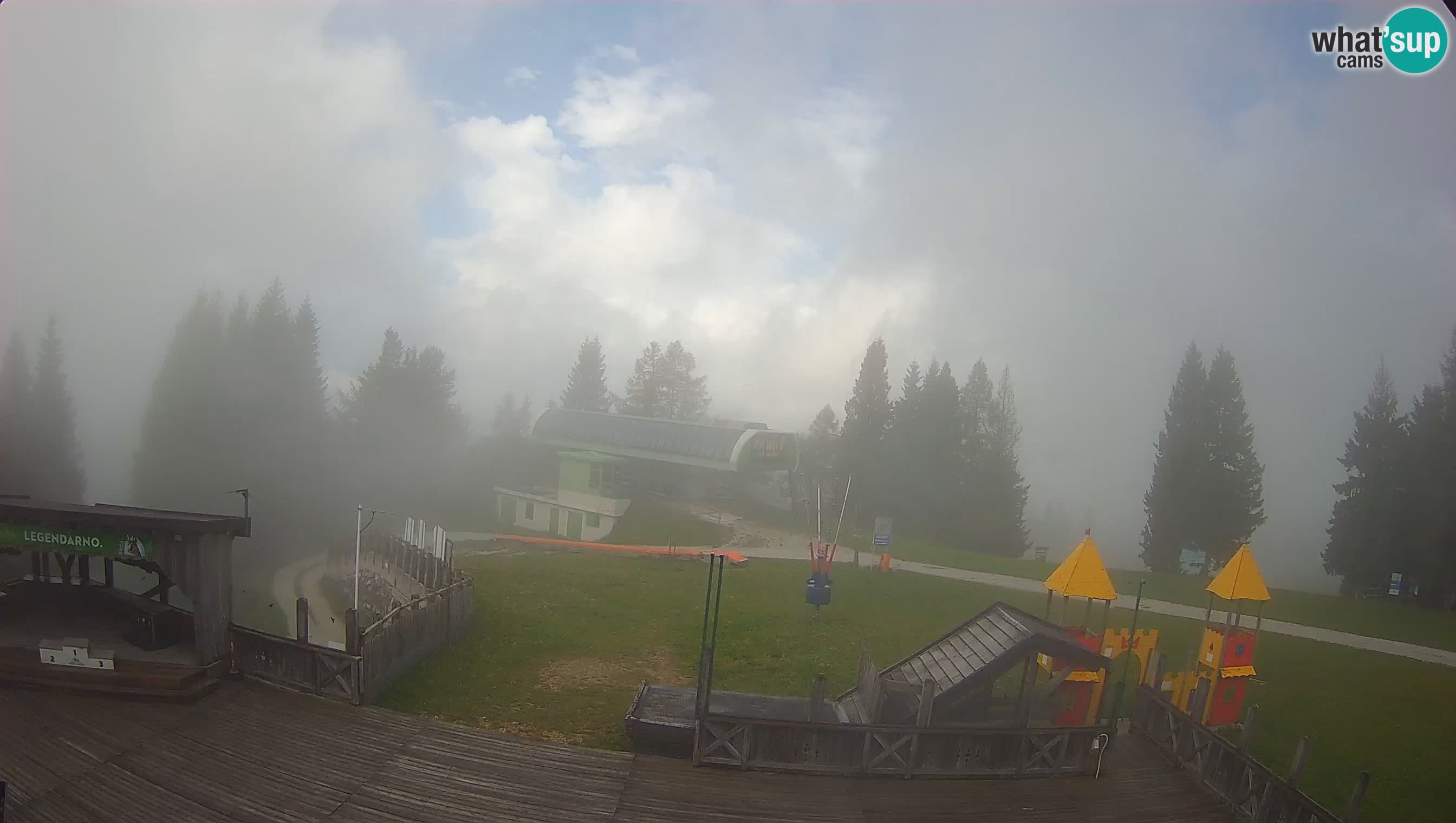 Webcam de la station de ski des Alpes slovènes à Cerkno Počivalo