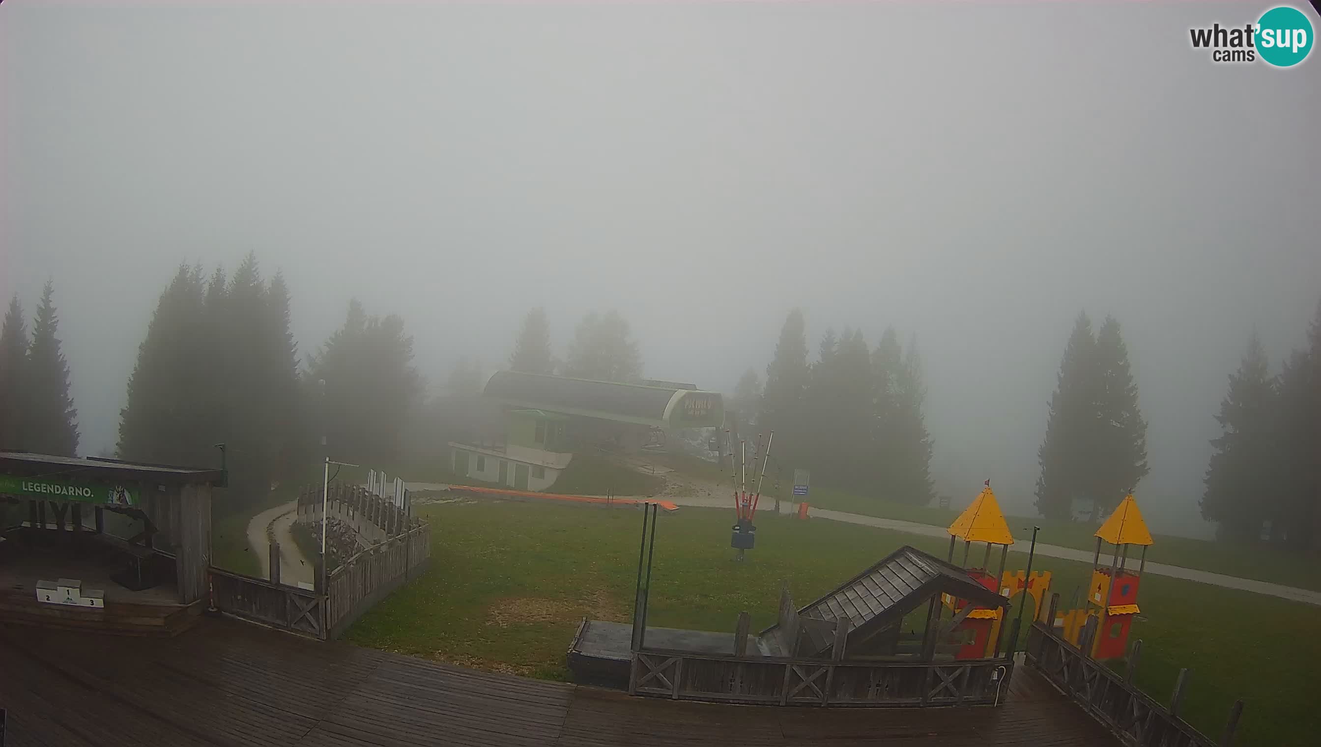 Alpska Perla Ski center Cerkno Počivalo webcam – Slovenia