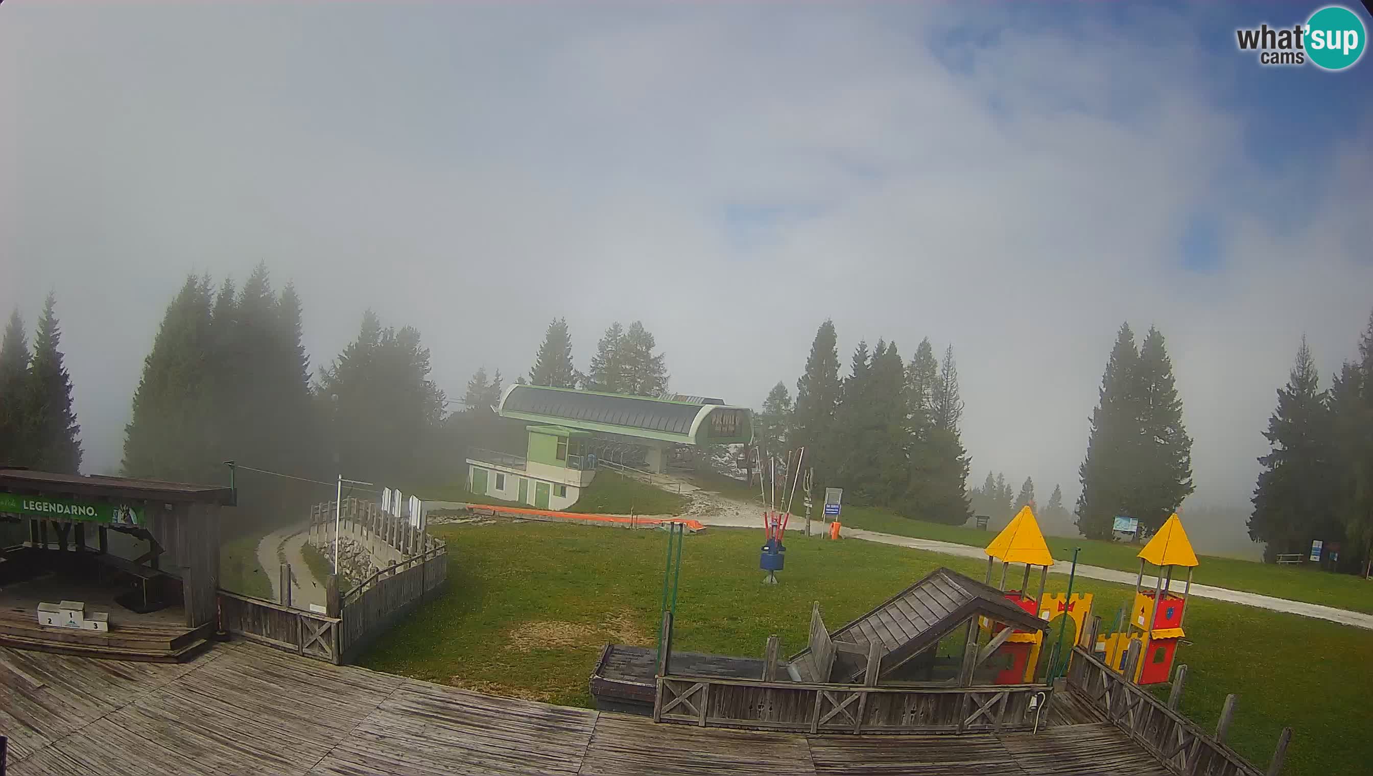 Alpska Perla Ski hotel Cerkno Počivalo webcam – Slovenia