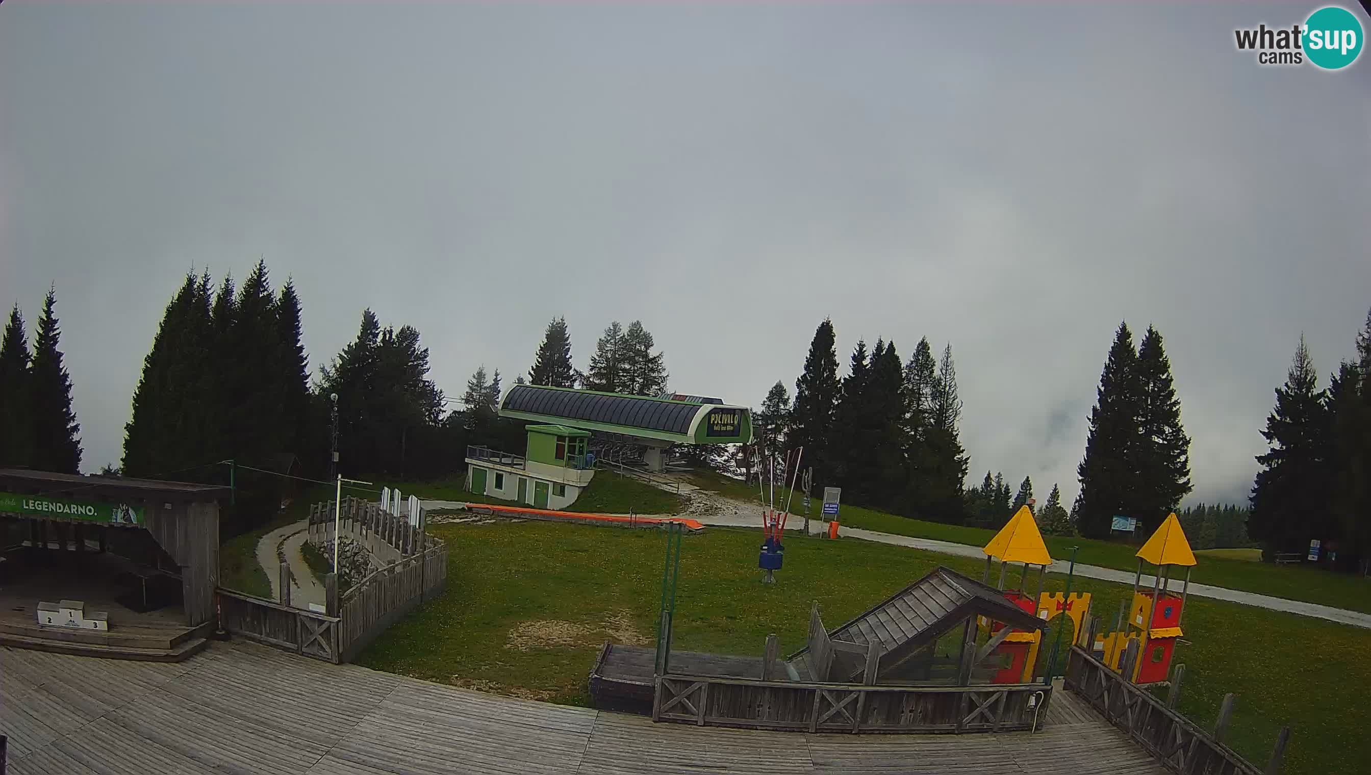 Webcam de la station de ski des Alpes slovènes à Cerkno Počivalo