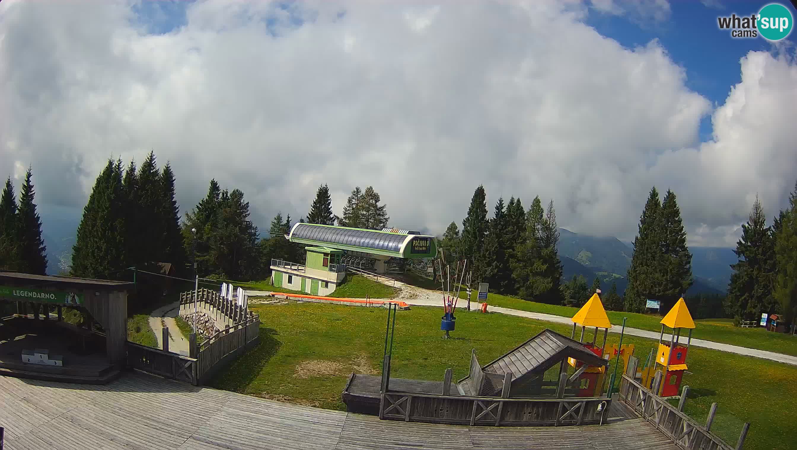 Alpska Perla Ski hotel Cerkno Počivalo webcam – Slovenia