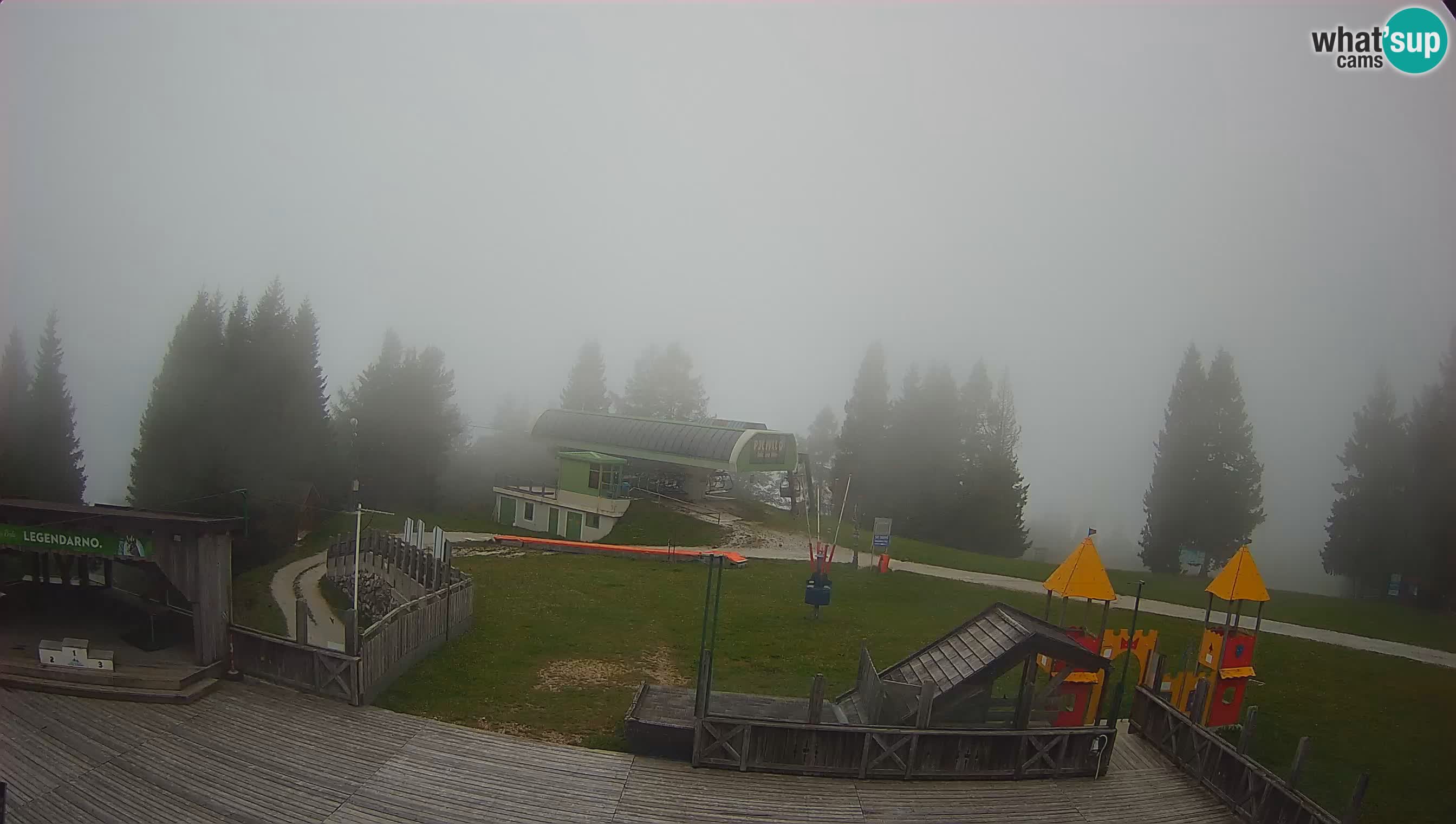 Webcam de la station de ski des Alpes slovènes à Cerkno Počivalo