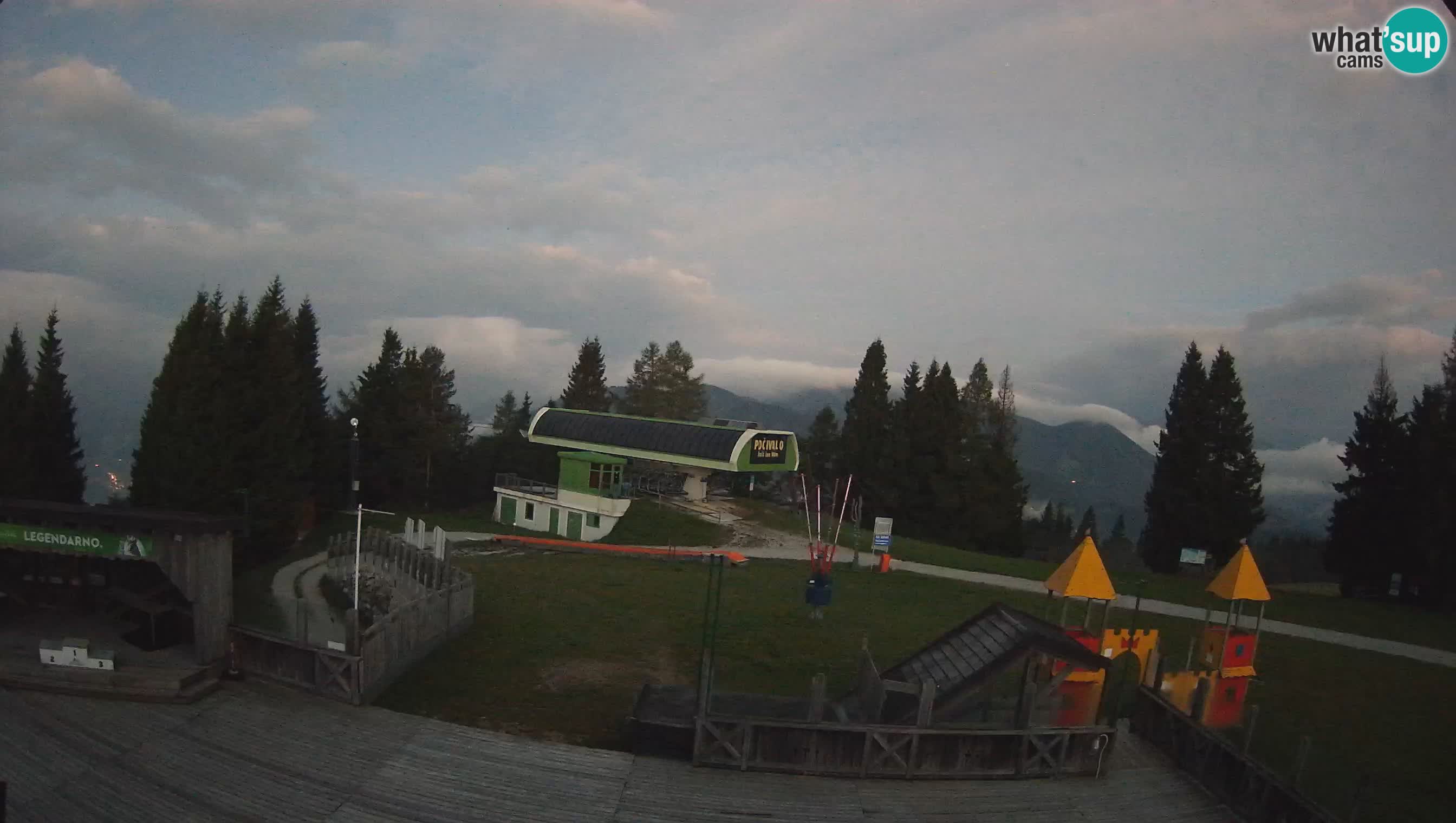 Alpska Perla Ski hotel Cerkno Počivalo webcam – Slovenia