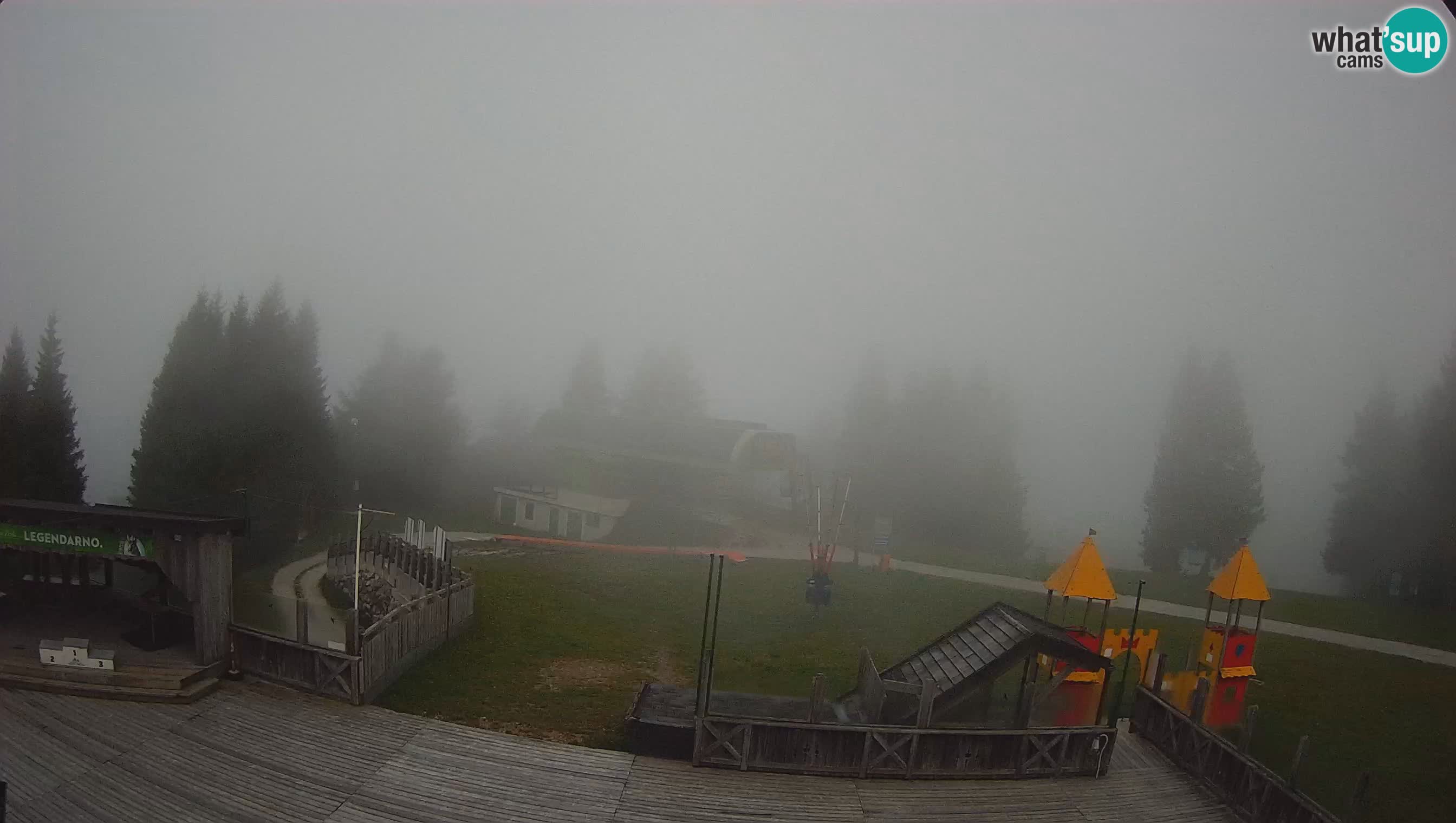 Alpska Perla Ski center Cerkno Počivalo webcam – Slovenia
