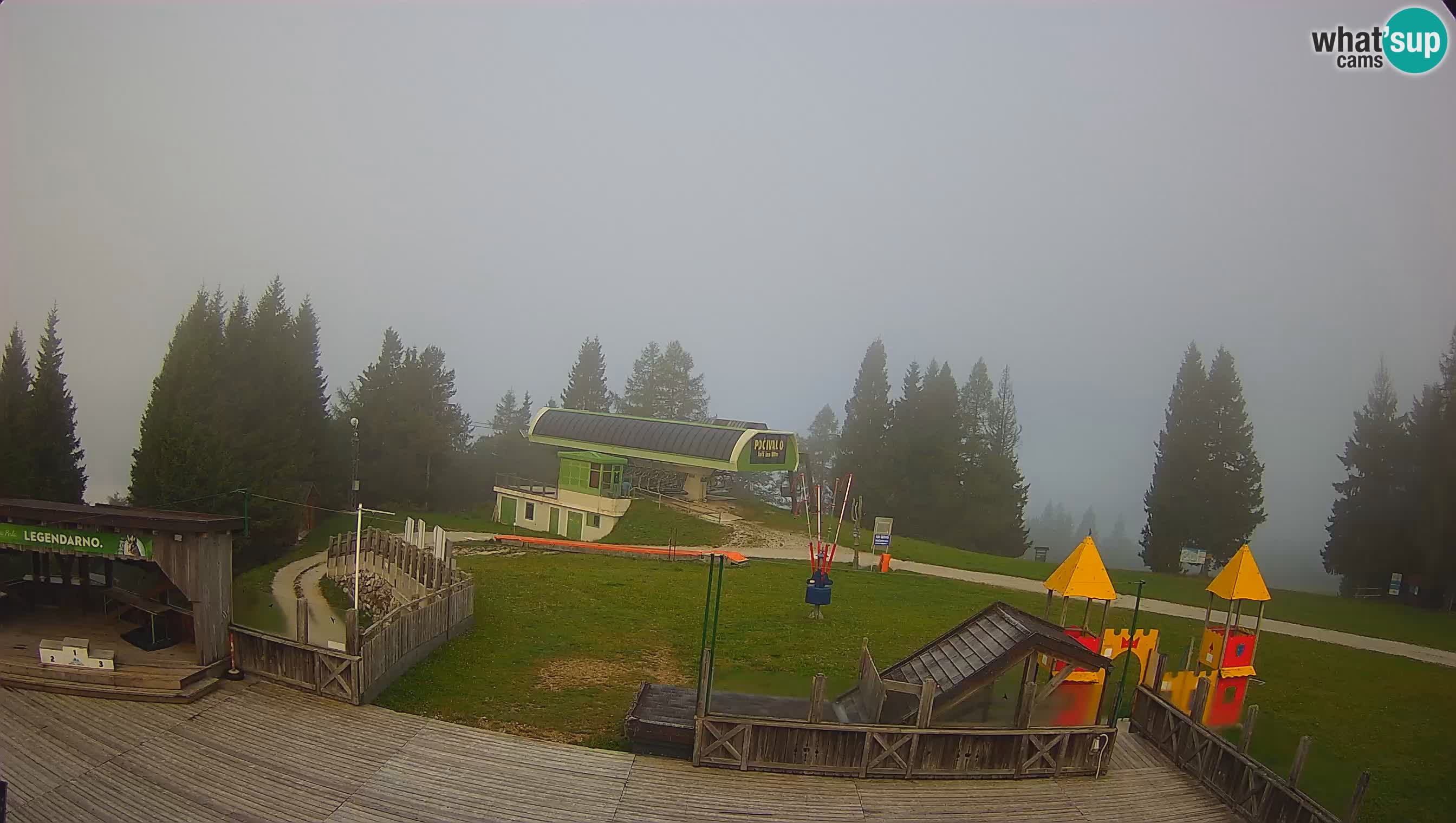 Alpska Perla Ski center Cerkno Počivalo webcam – Slovenia