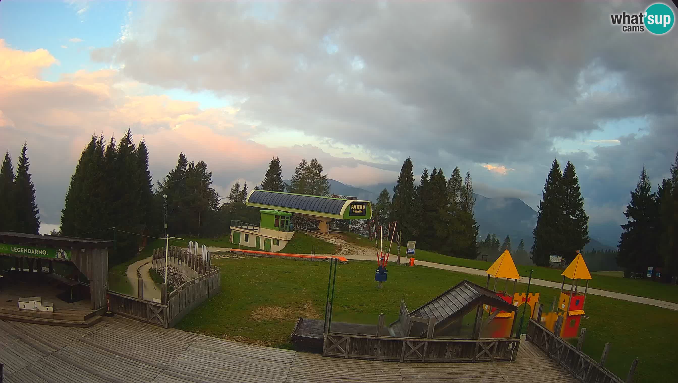 Alpska Perla kamera Cerkno Počivalo