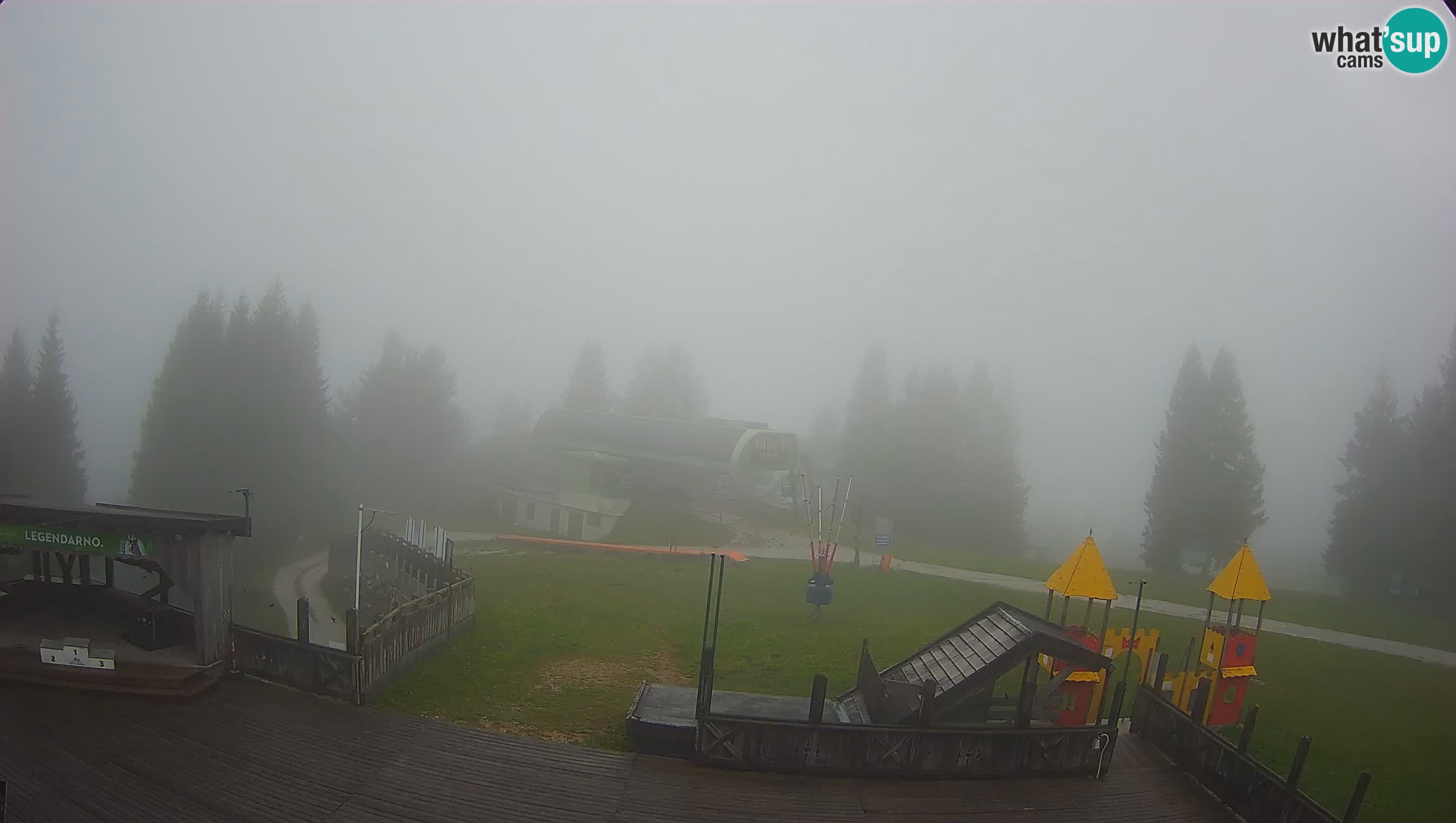 Alpska Perla Ski center Cerkno Počivalo webcam – Slovenia