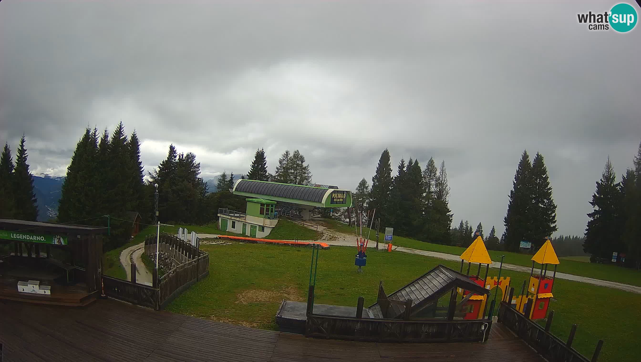 Webcam de la station de ski des Alpes slovènes à Cerkno Počivalo