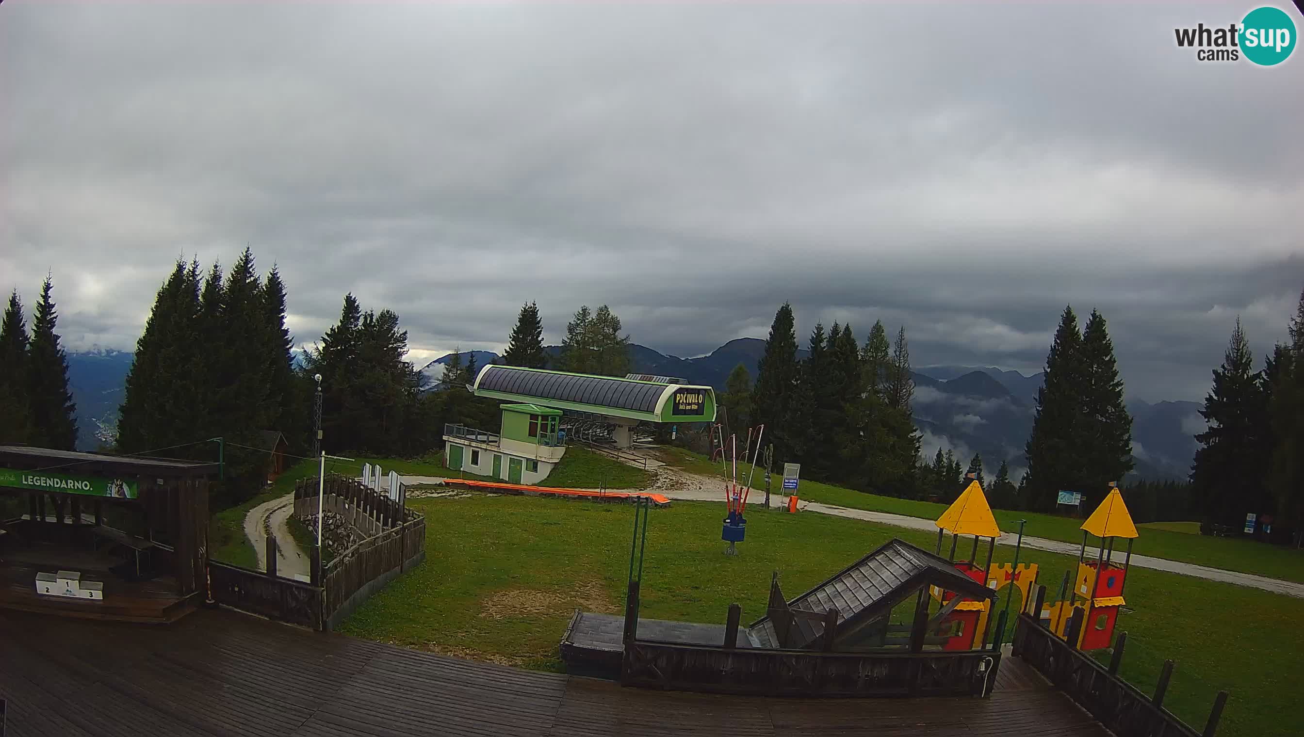 Alpska Perla Ski center Cerkno Počivalo webcam – Slovenia