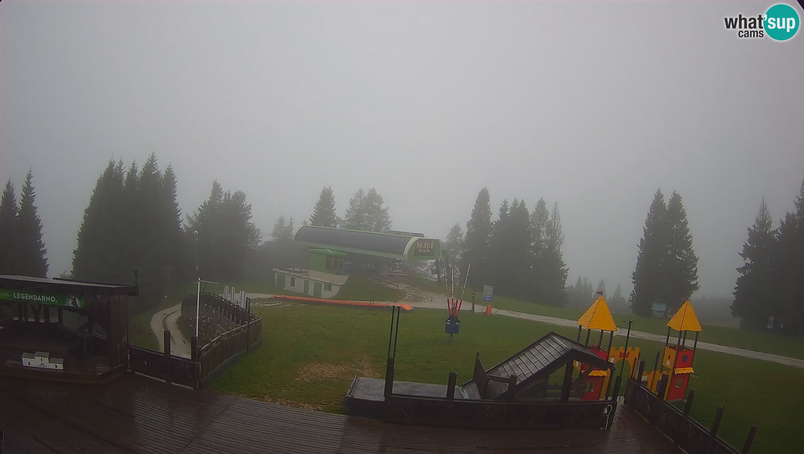 Alpska Perla Ski center Cerkno Počivalo webcam – Slovenia