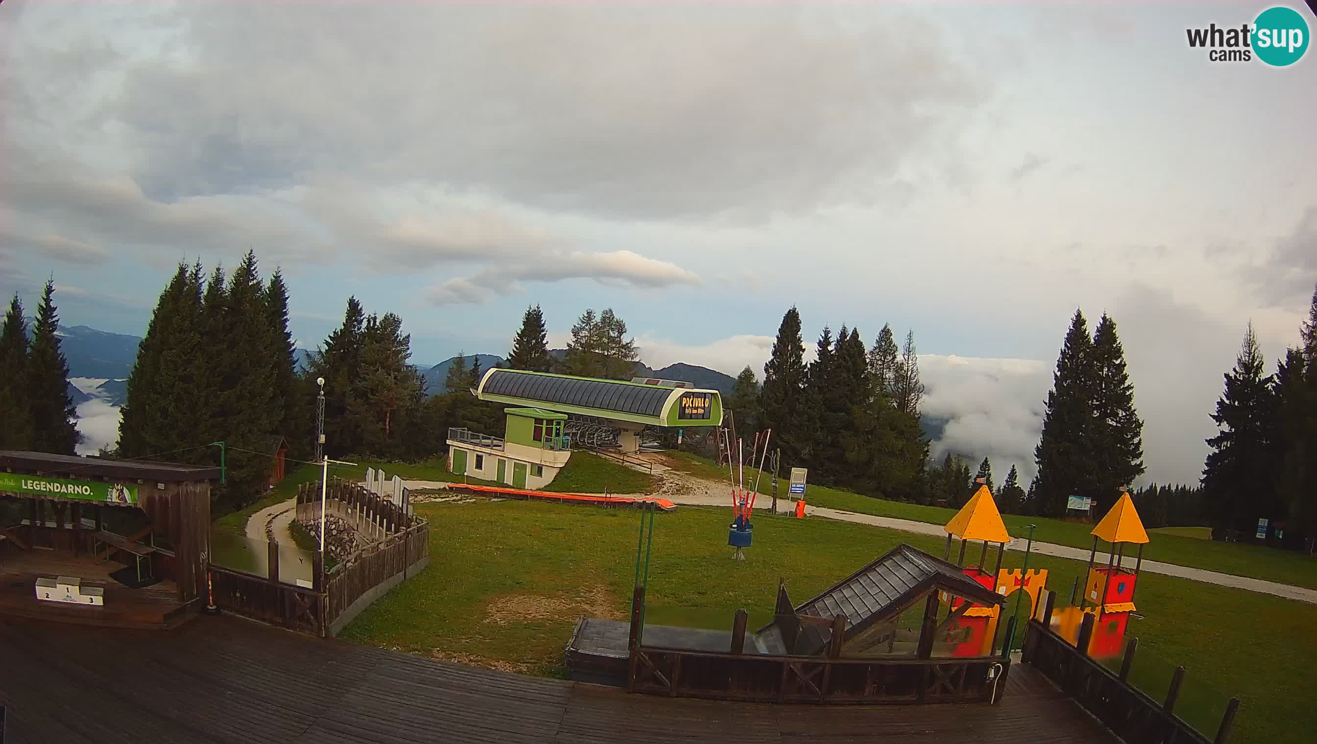 Alpska Perla Ski hotel Cerkno Počivalo webcam – Slovenia