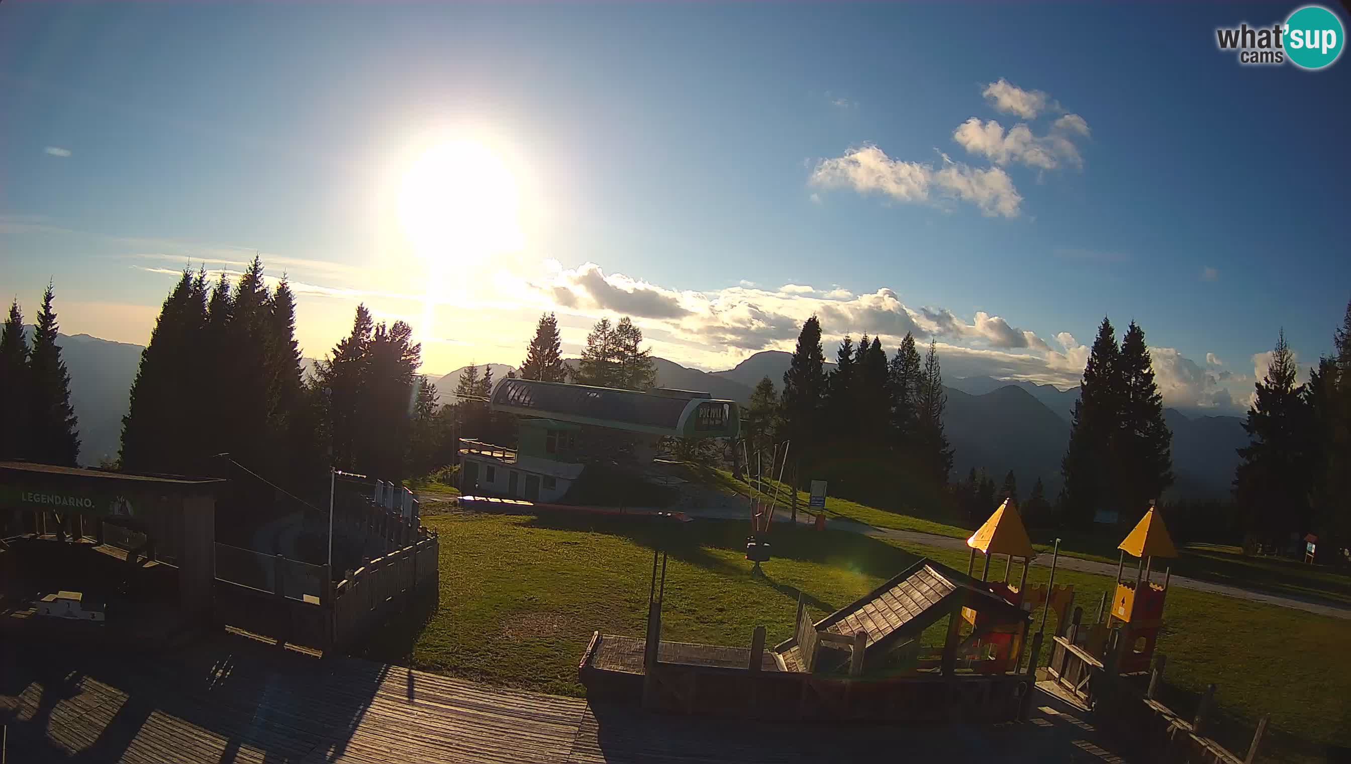 Alpska Perla kamera Cerkno Počivalo