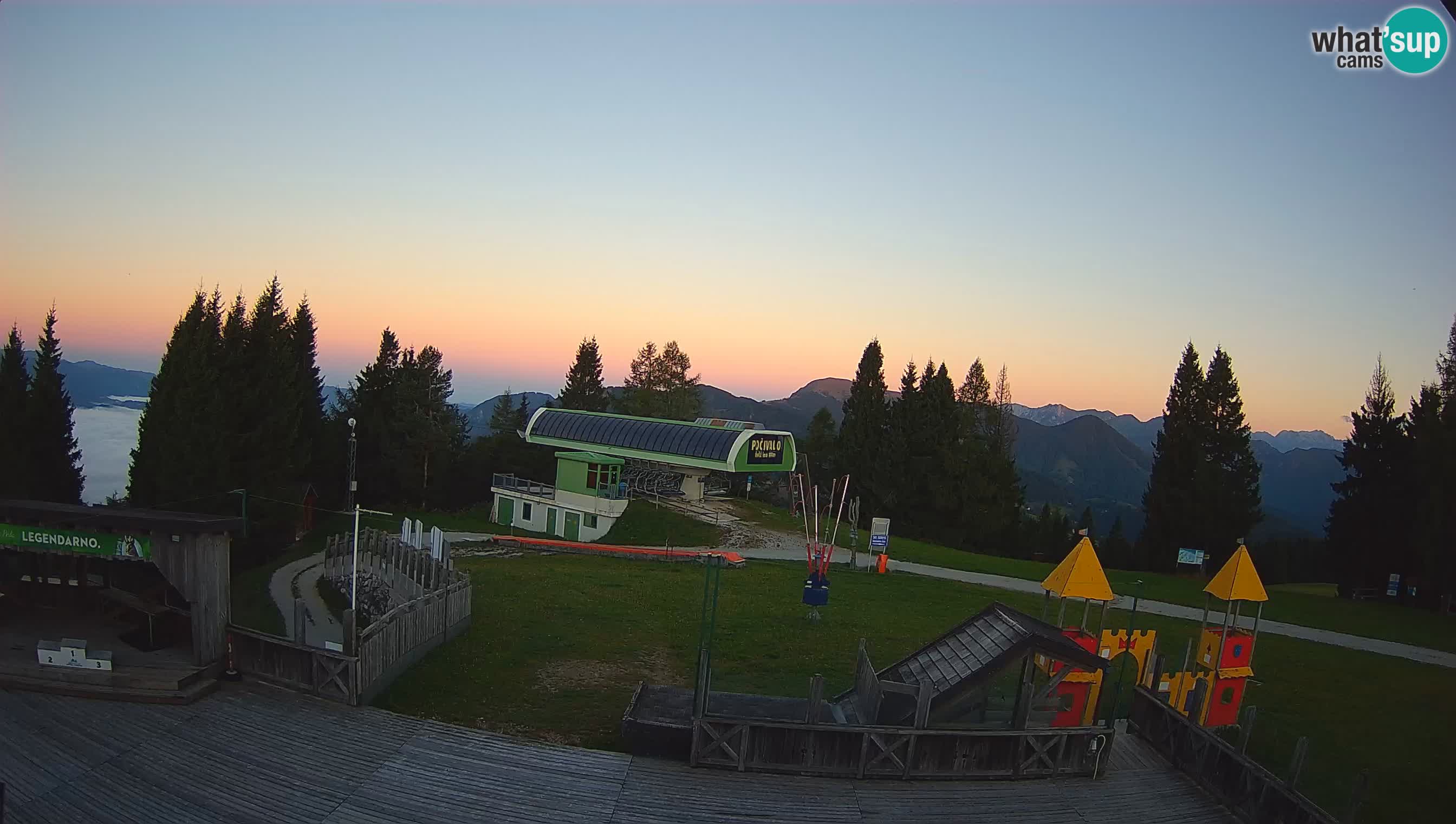 Alpska Perla Ski hotel Cerkno Počivalo webcam – Slovenia