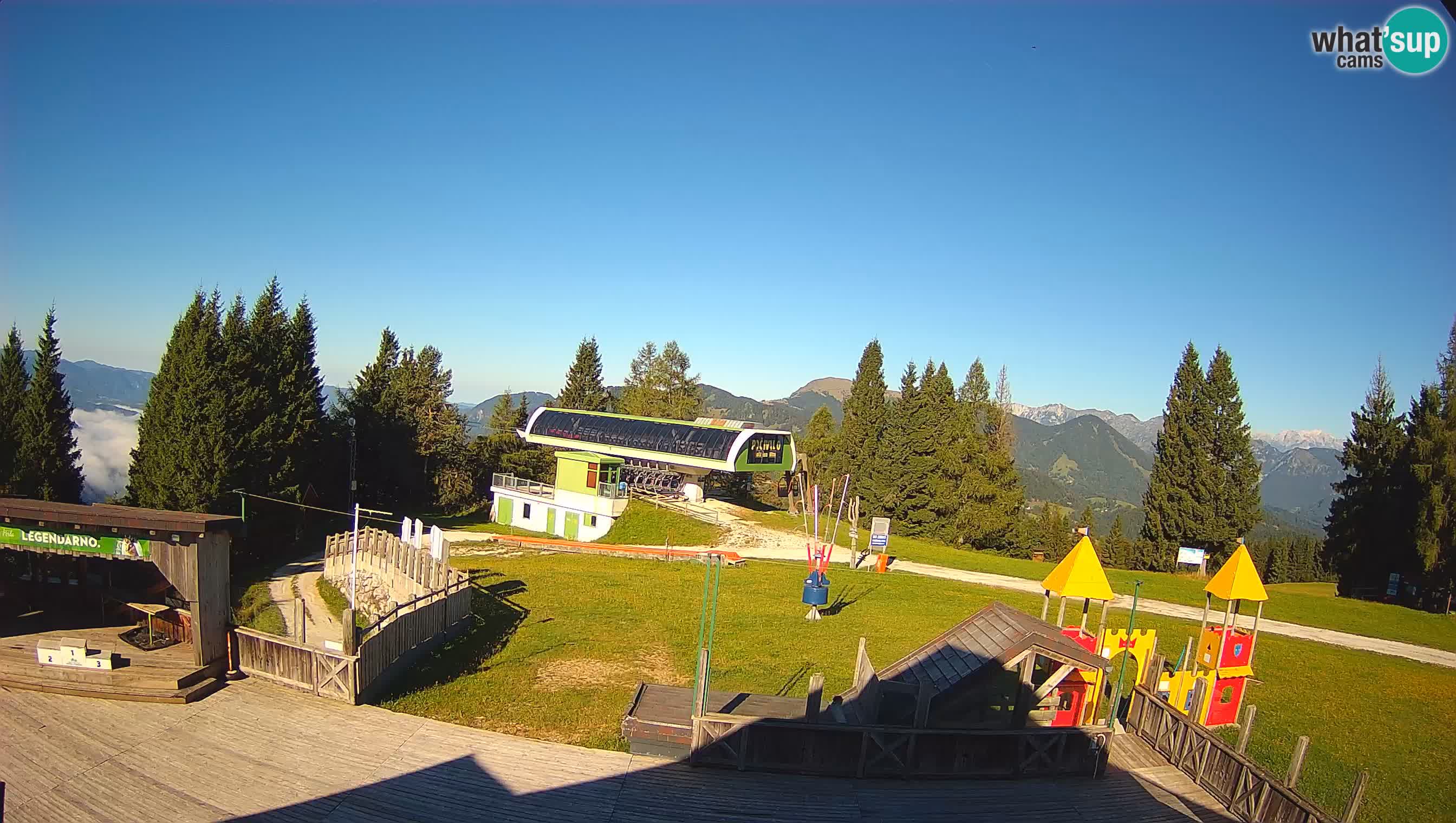 Alpska Perla Ski hotel Cerkno Počivalo webcam – Slovenia