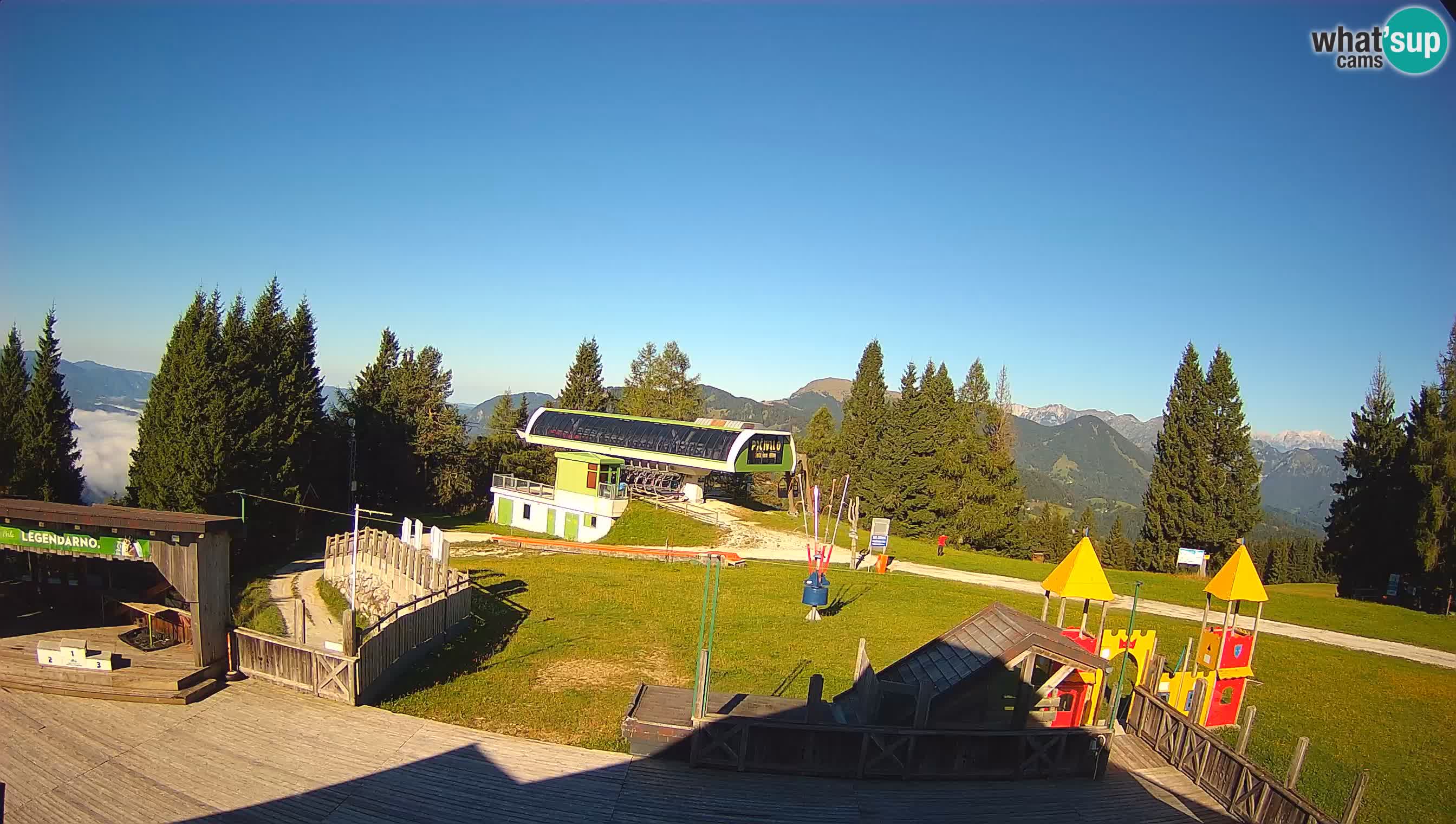 Alpska Perla Ski center Cerkno Počivalo webcam – Slovenia