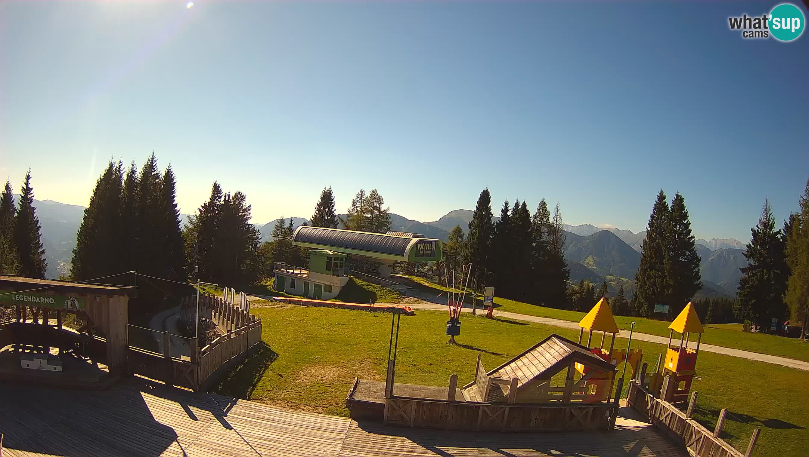 Alpska Perla Ski hotel Cerkno Počivalo webcam – Slovenia