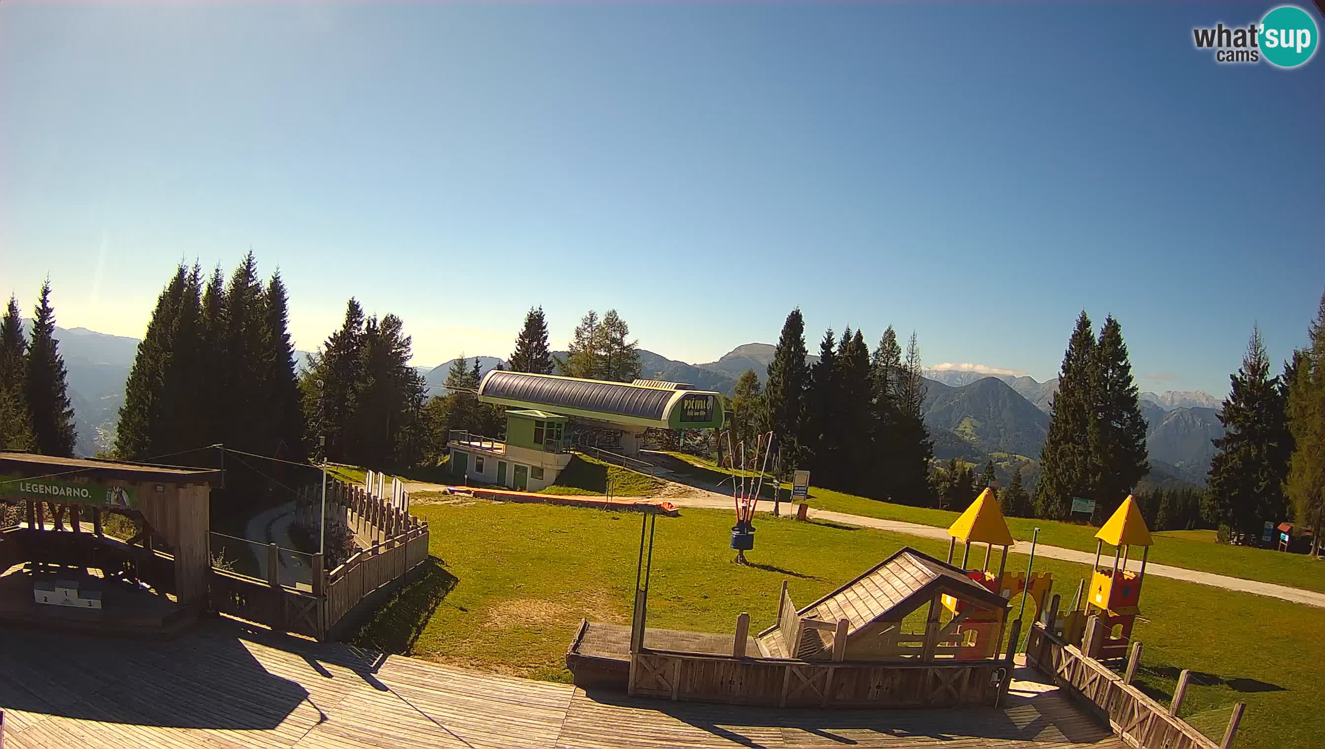 Alpska Perla Ski hotel Cerkno Počivalo webcam – Slovenia