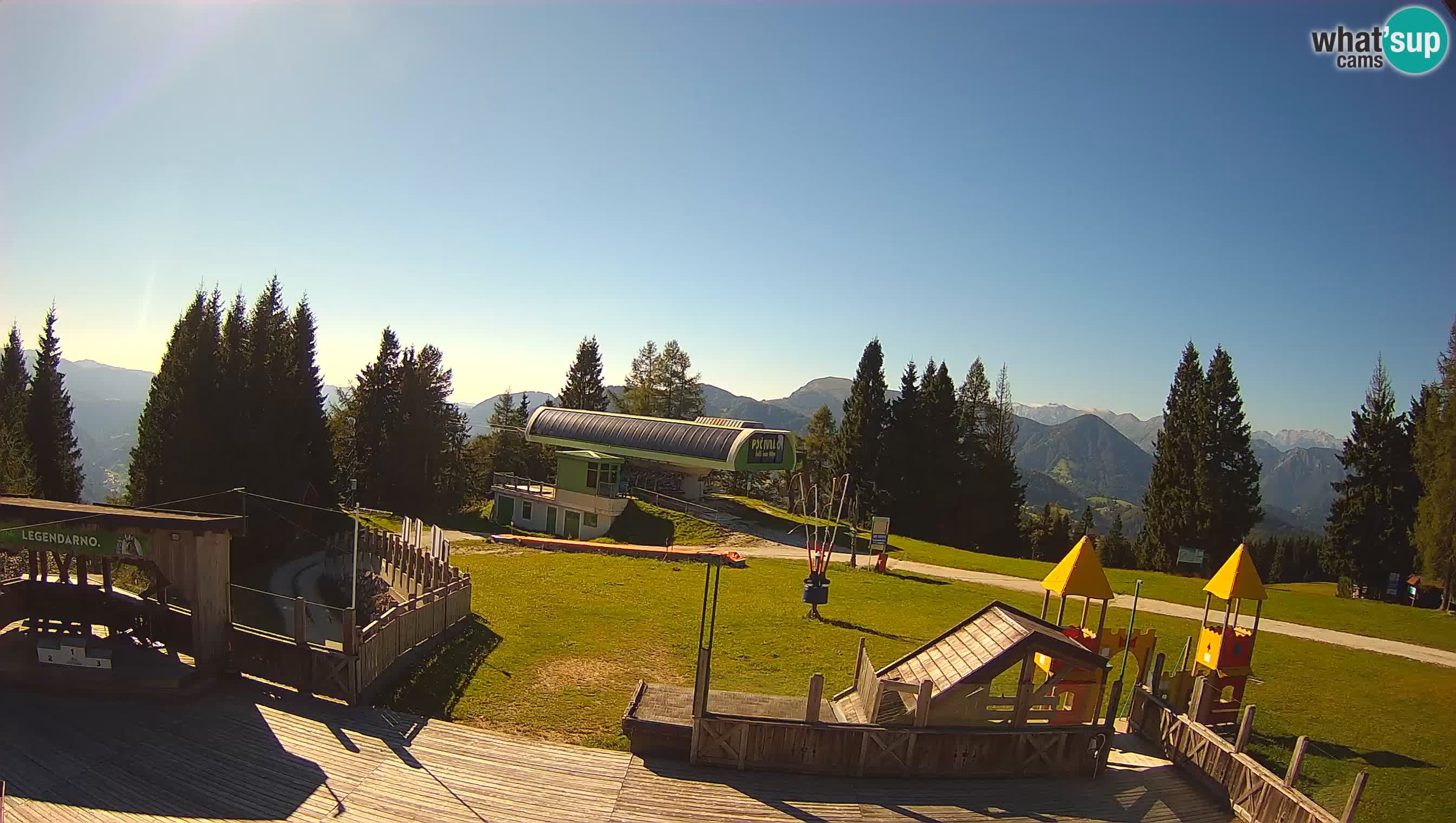 Webcam de la station de ski des Alpes slovènes à Cerkno Počivalo