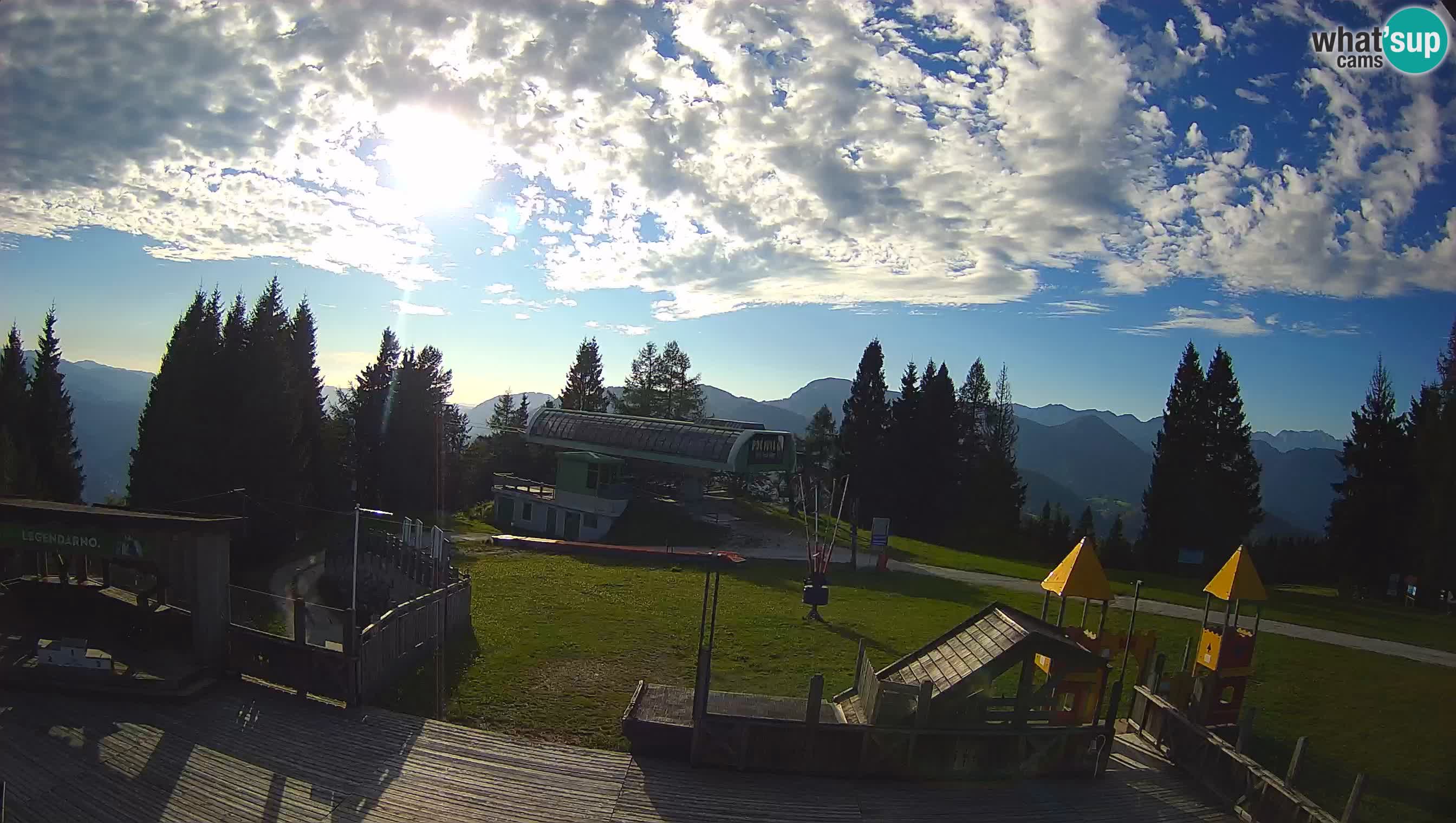 Alpska Perla Ski hotel Cerkno Počivalo webcam – Slovenia