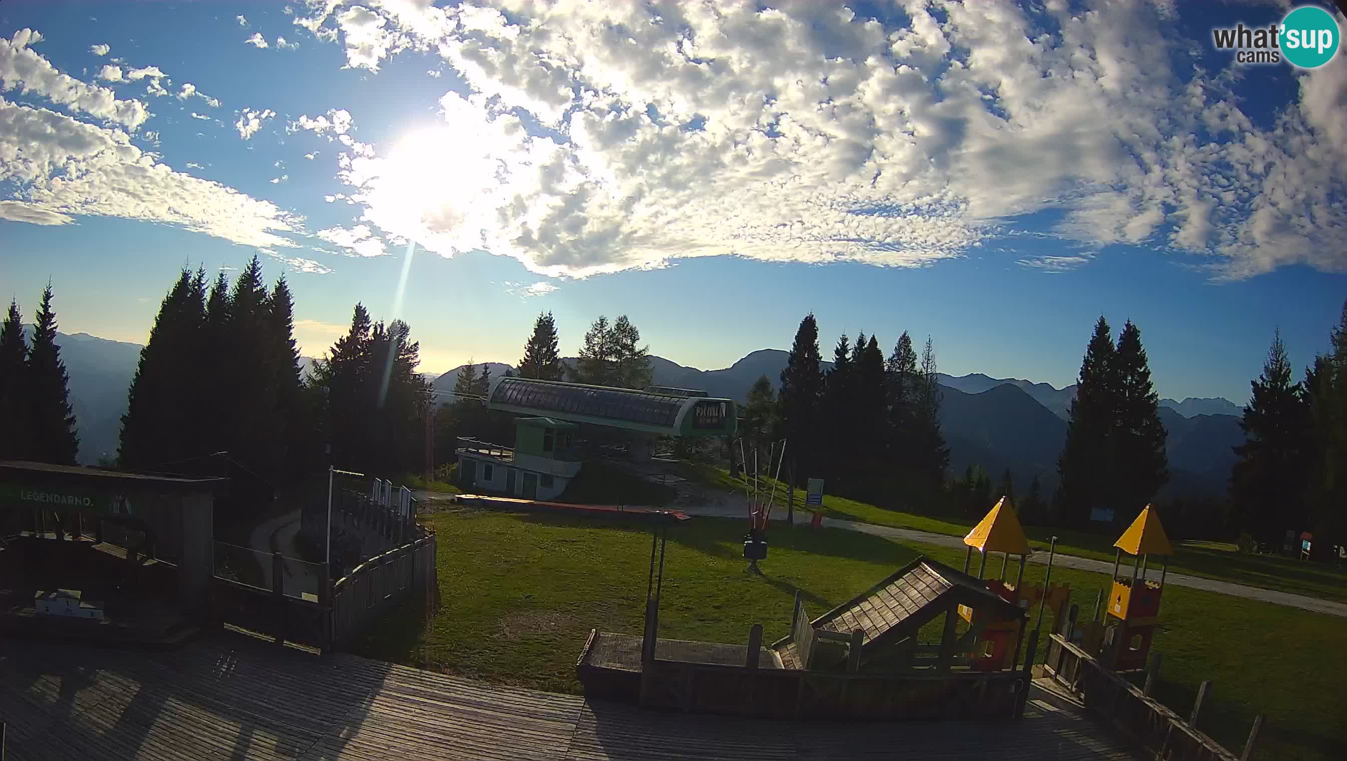Webcam de la station de ski des Alpes slovènes à Cerkno Počivalo