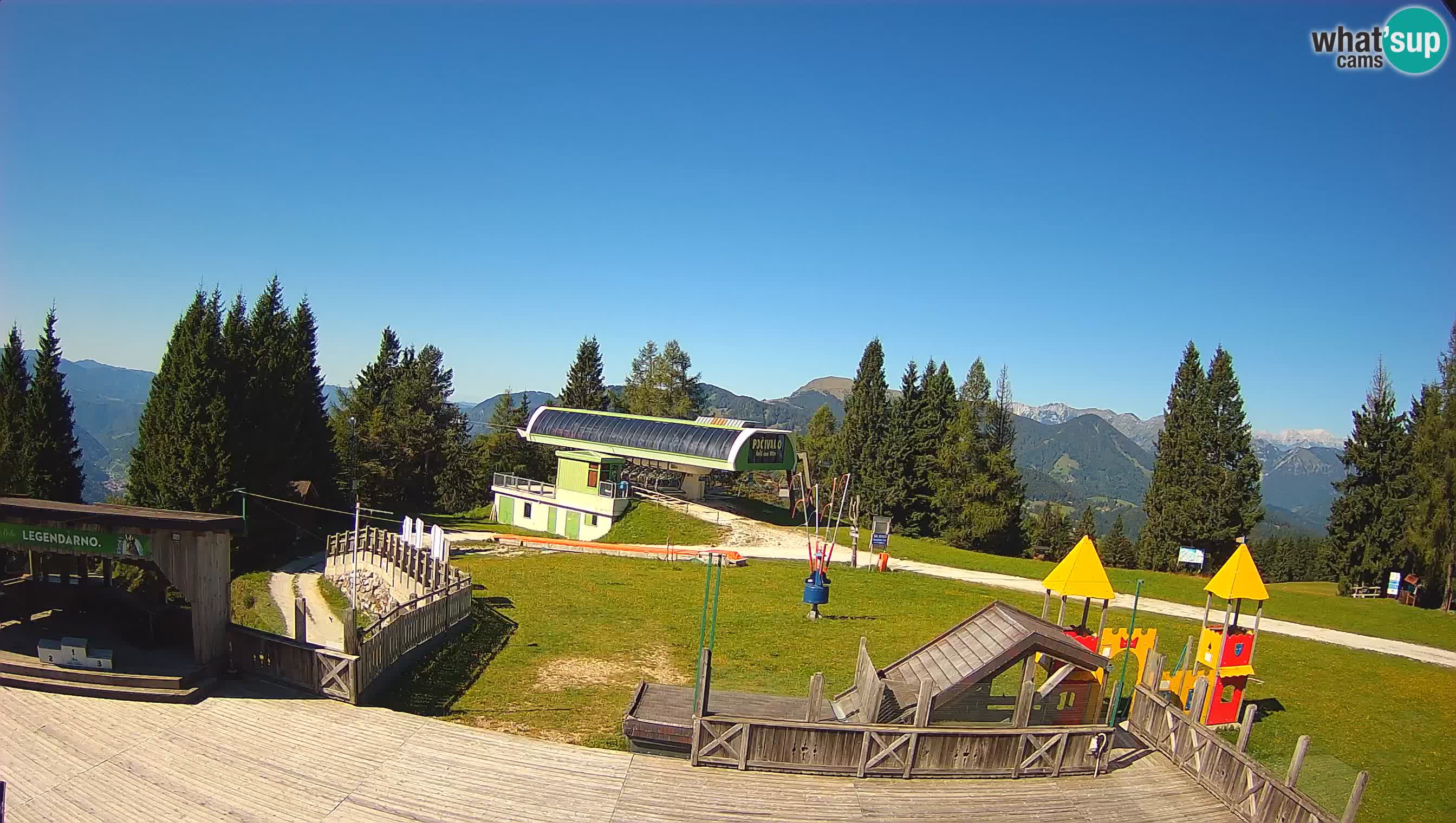 Alpska Perla Ski center Cerkno Počivalo webcam – Slovenia