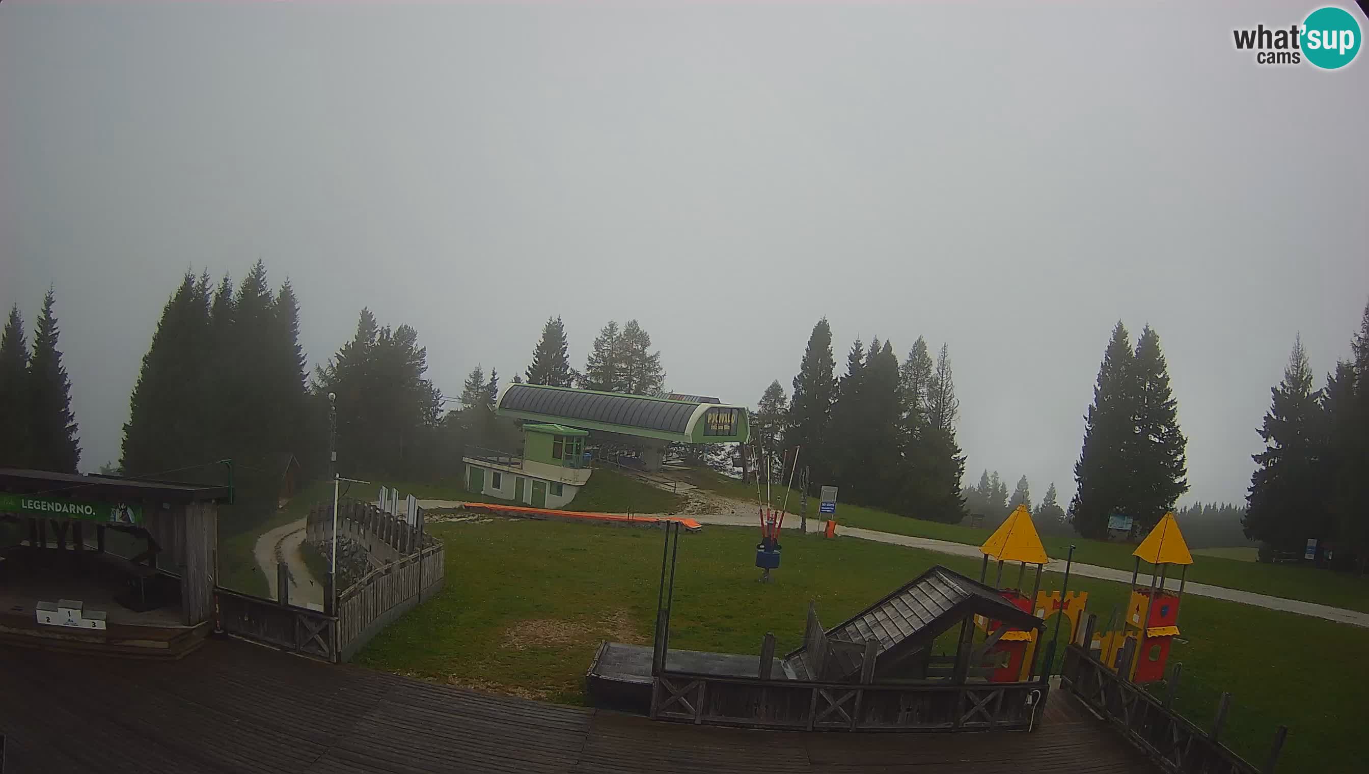 Alpska Perla Ski center Cerkno Počivalo webcam – Slovenia