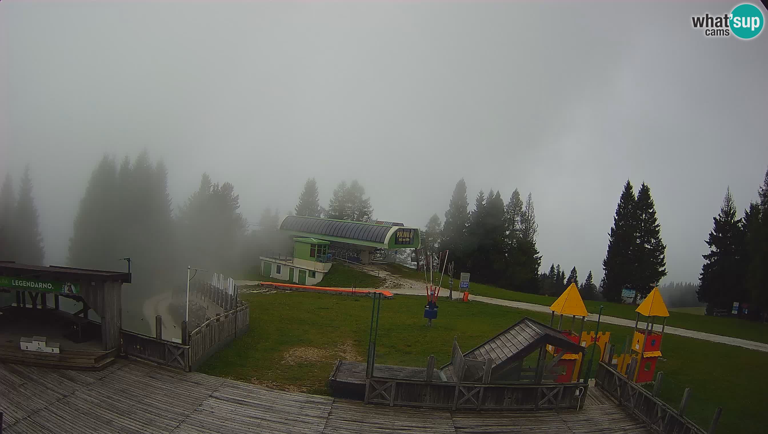 Alpska Perla Ski center Cerkno Počivalo webcam – Slovenia
