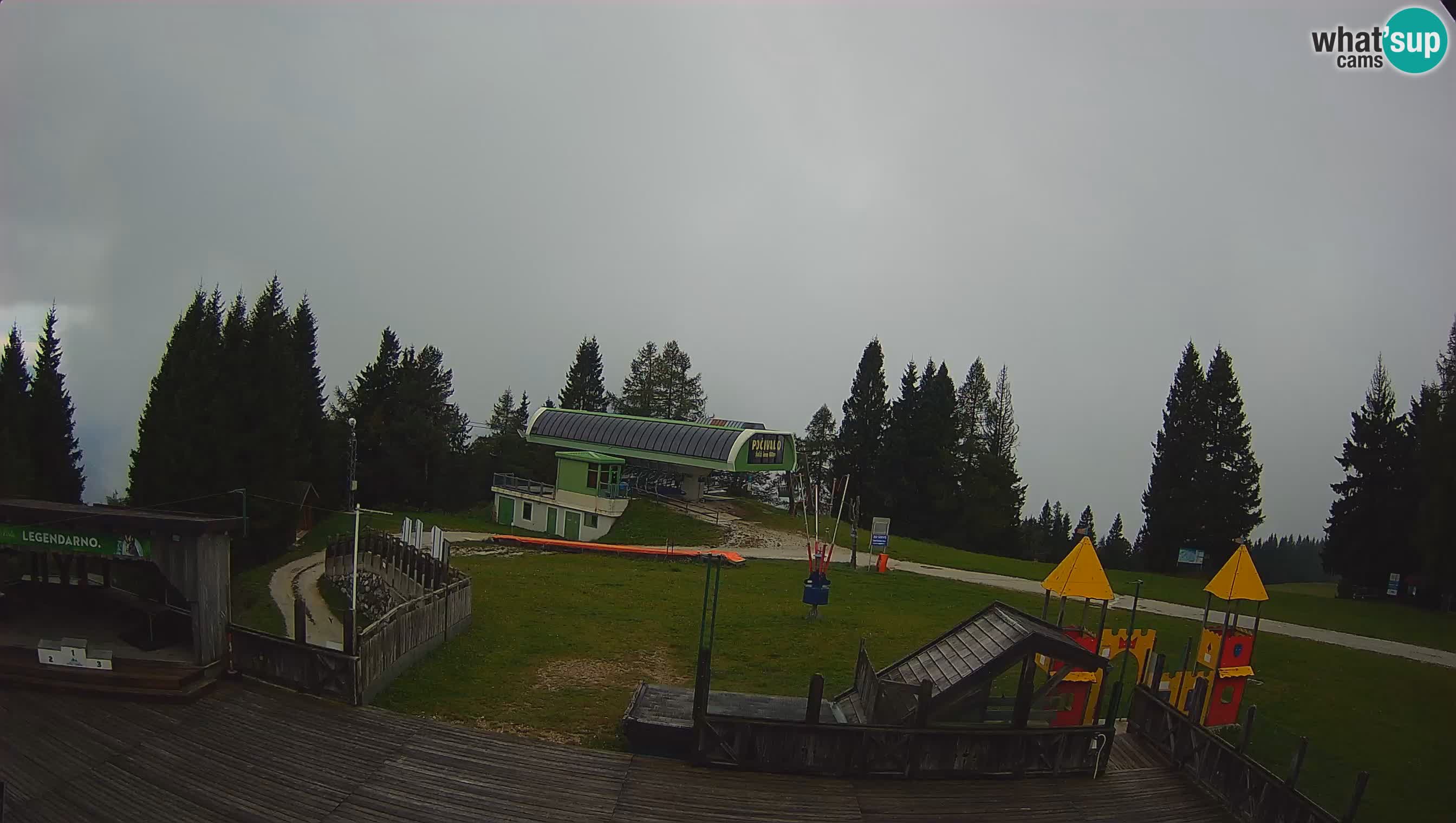 Webcam de la station de ski des Alpes slovènes à Cerkno Počivalo