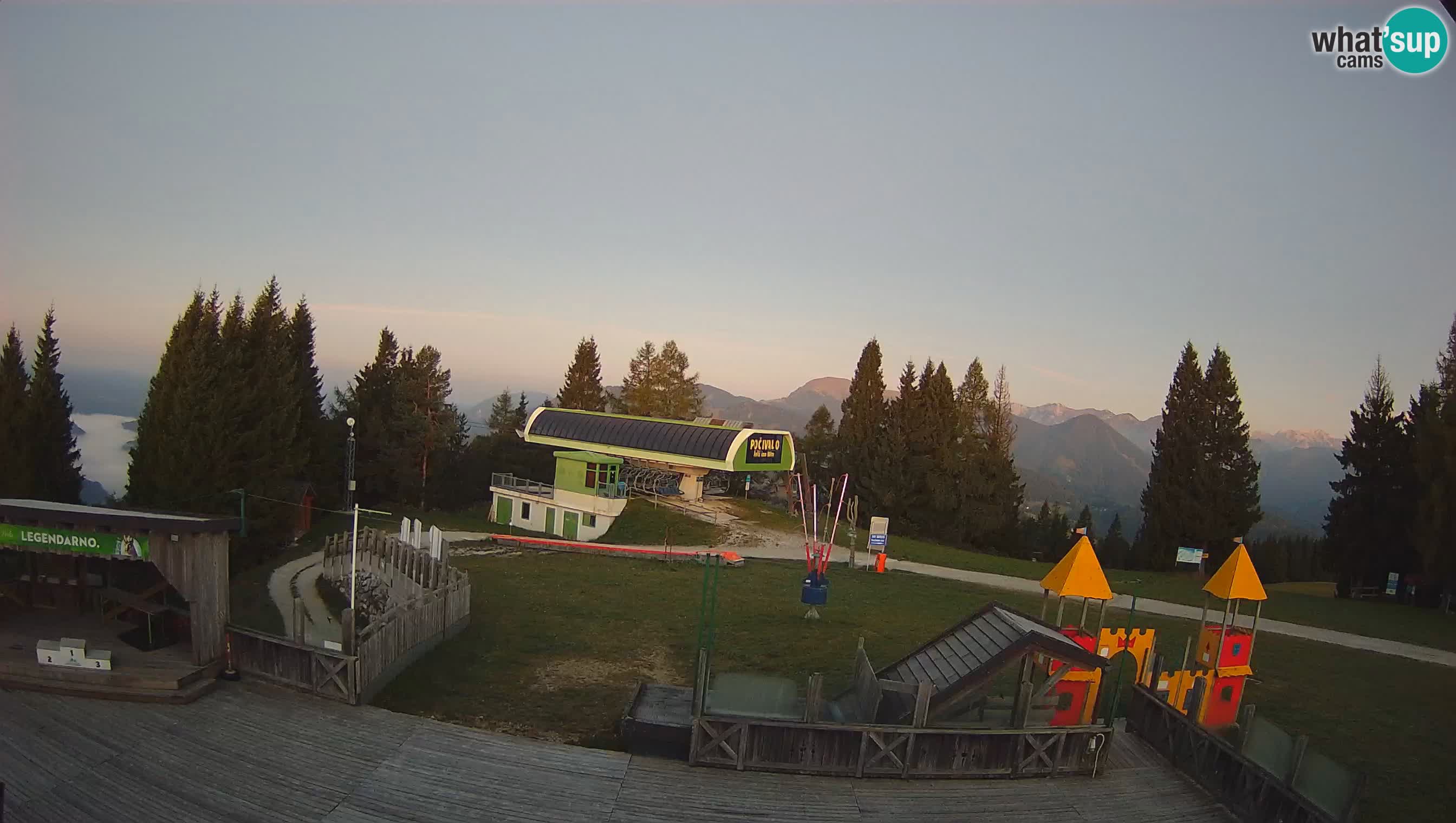 Webcam de la station de ski des Alpes slovènes à Cerkno Počivalo