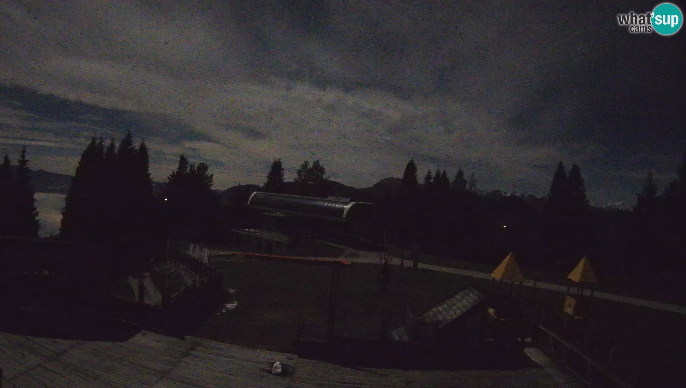 Webcam de la station de ski des Alpes slovènes à Cerkno Počivalo