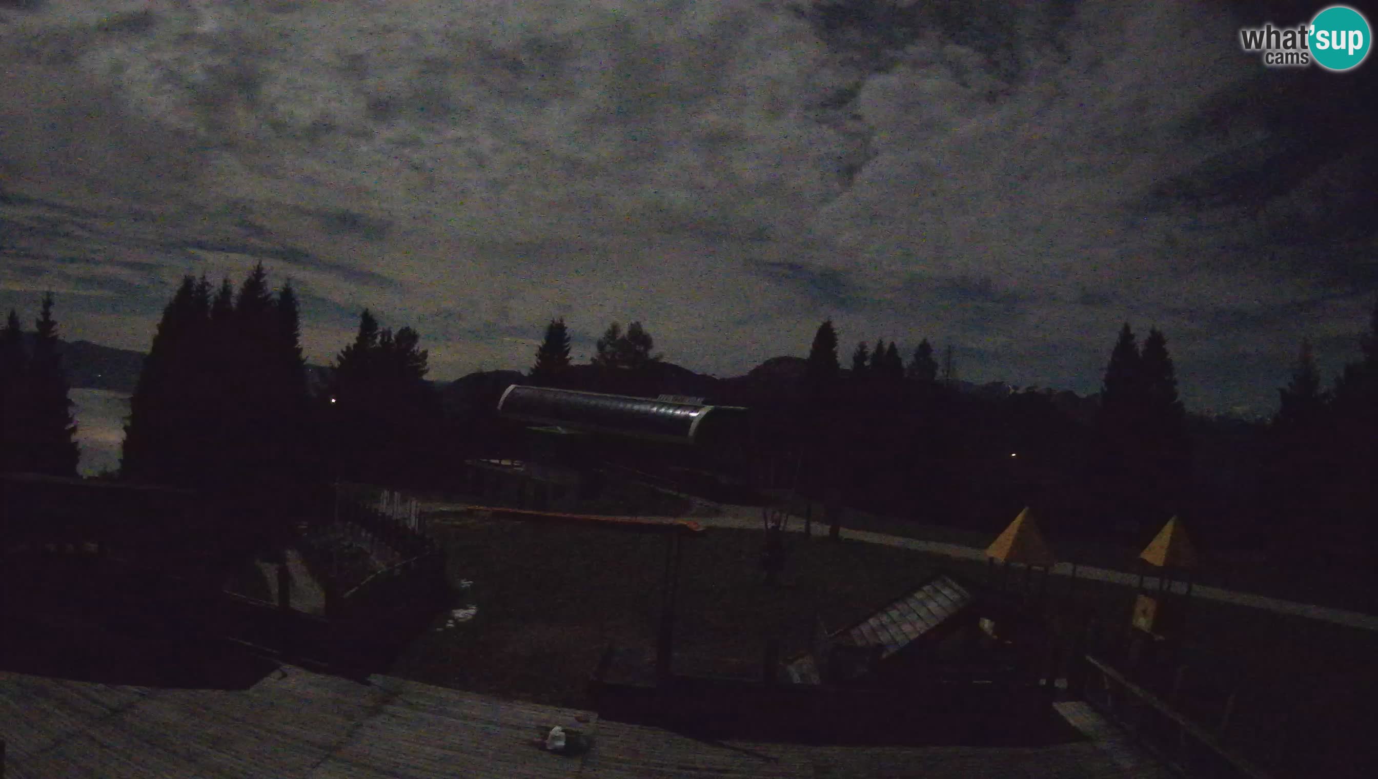 Alpska Perla Ski center Cerkno Počivalo webcam – Slovenia