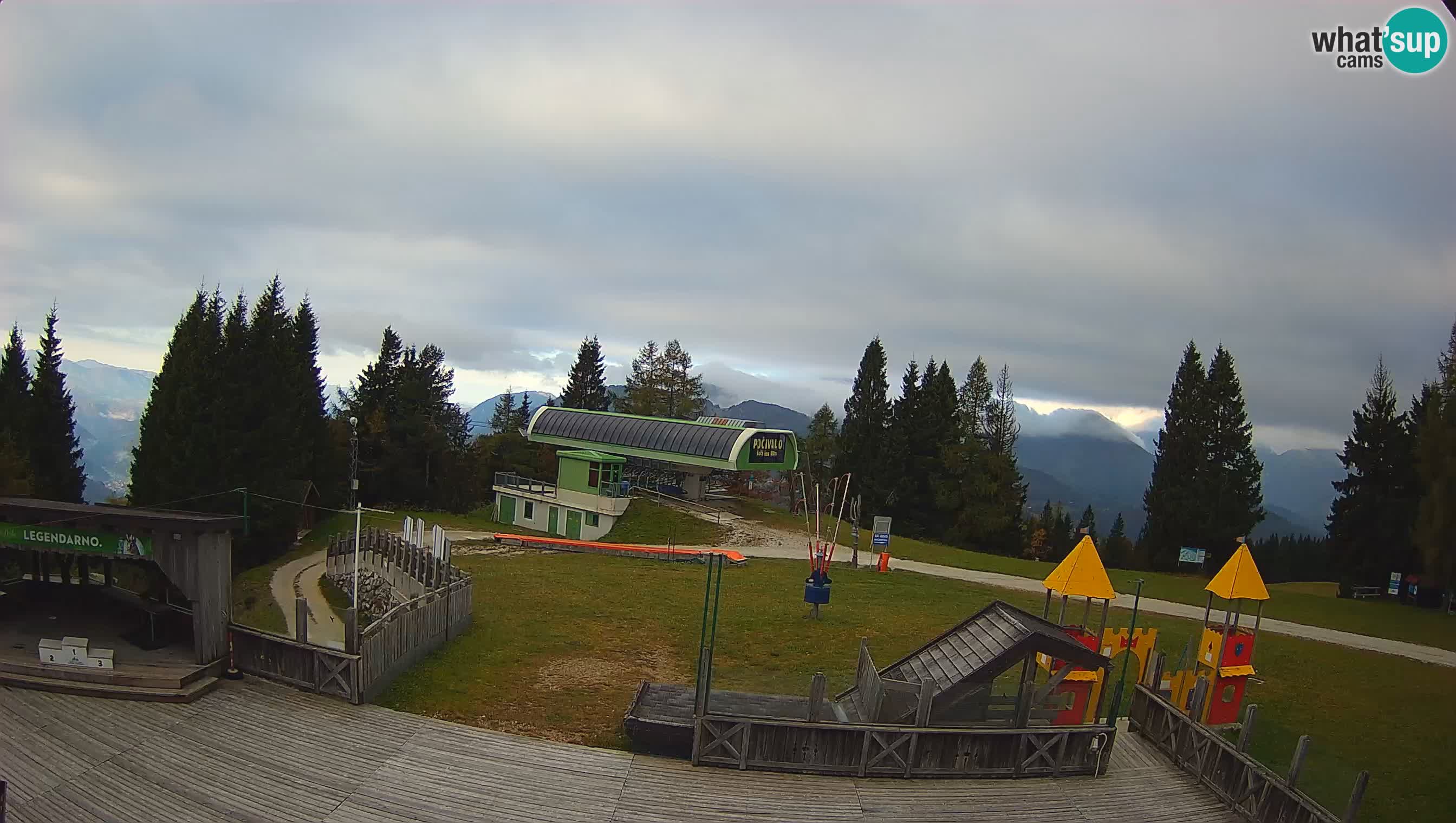 Alpska Perla Ski center Cerkno Počivalo webcam – Slovenia