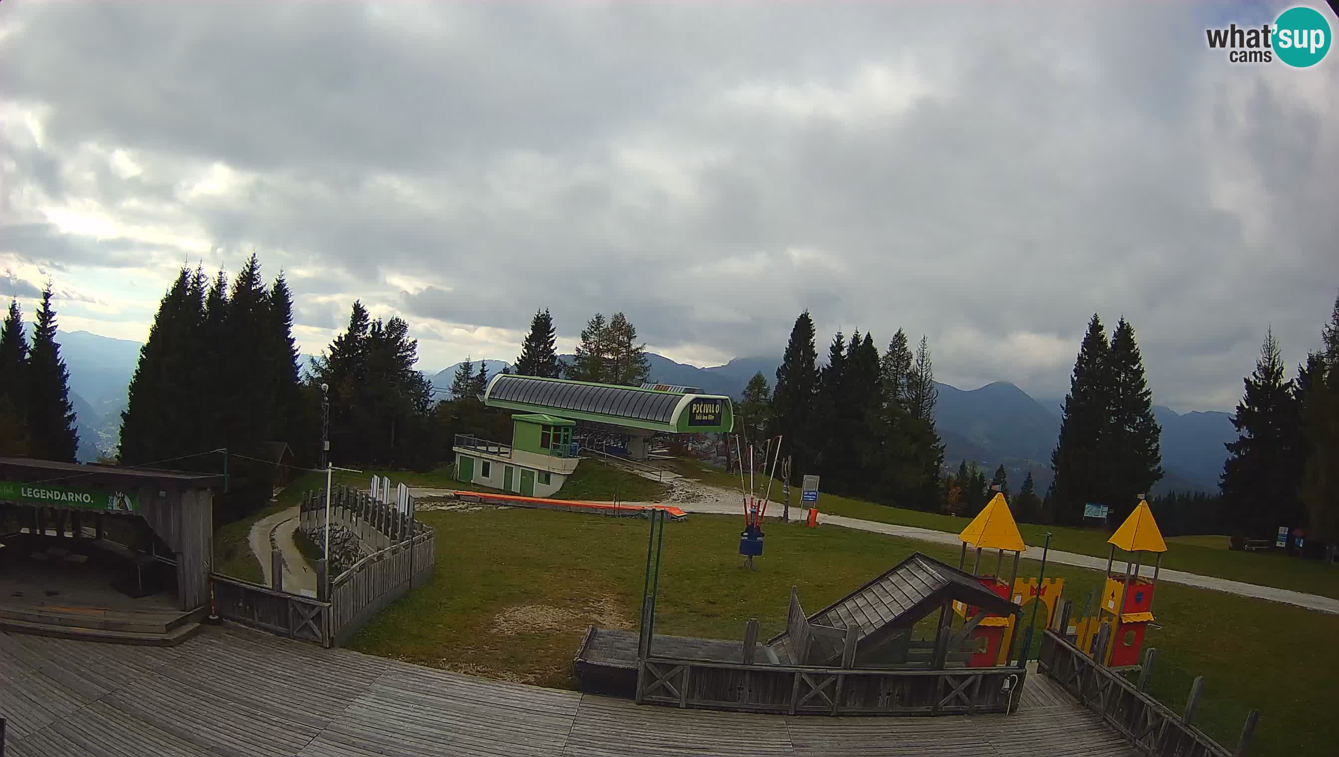 Webcam de la station de ski des Alpes slovènes à Cerkno Počivalo