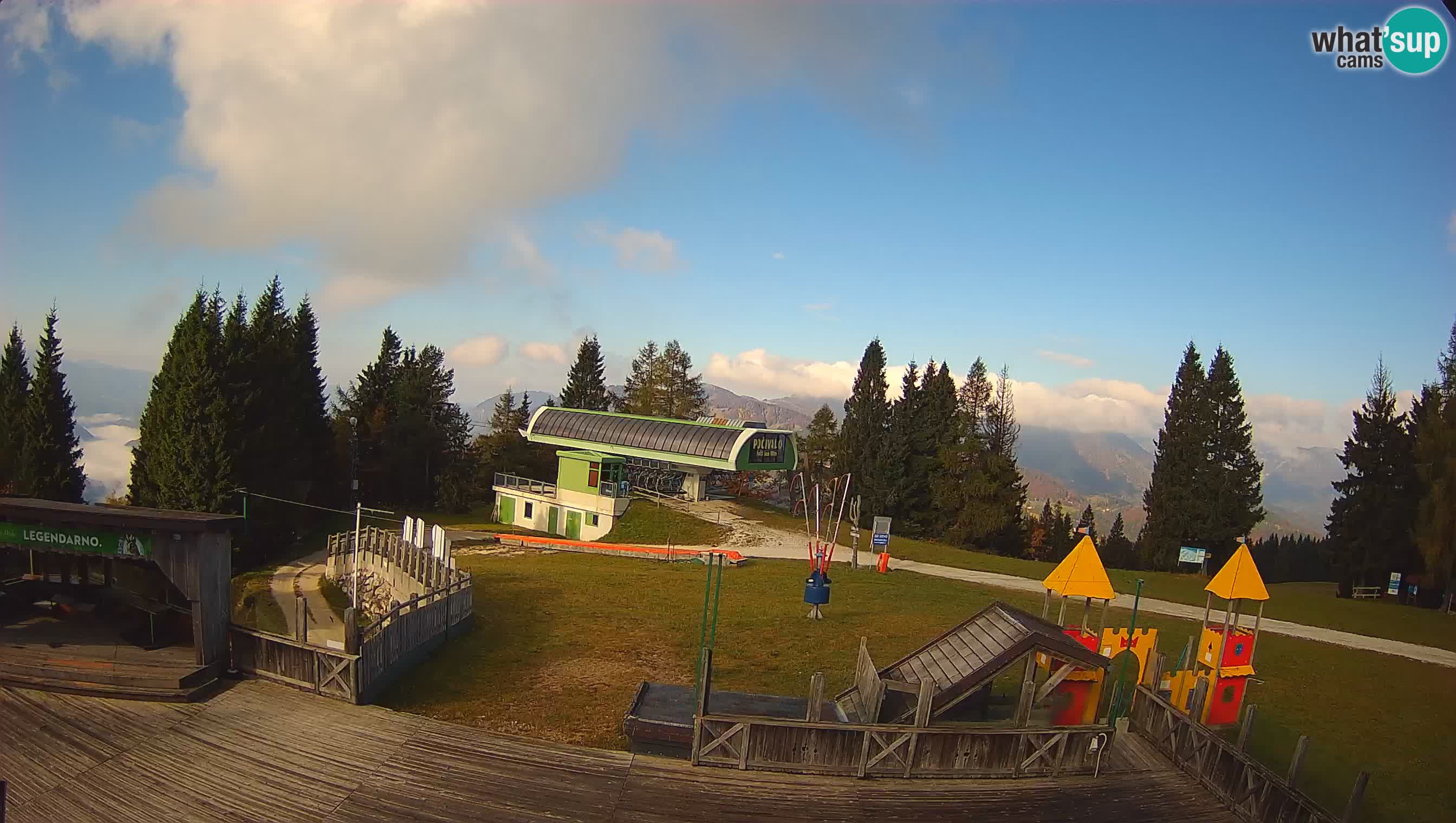 Alpska Perla Ski hotel Cerkno Počivalo webcam – Slovenia