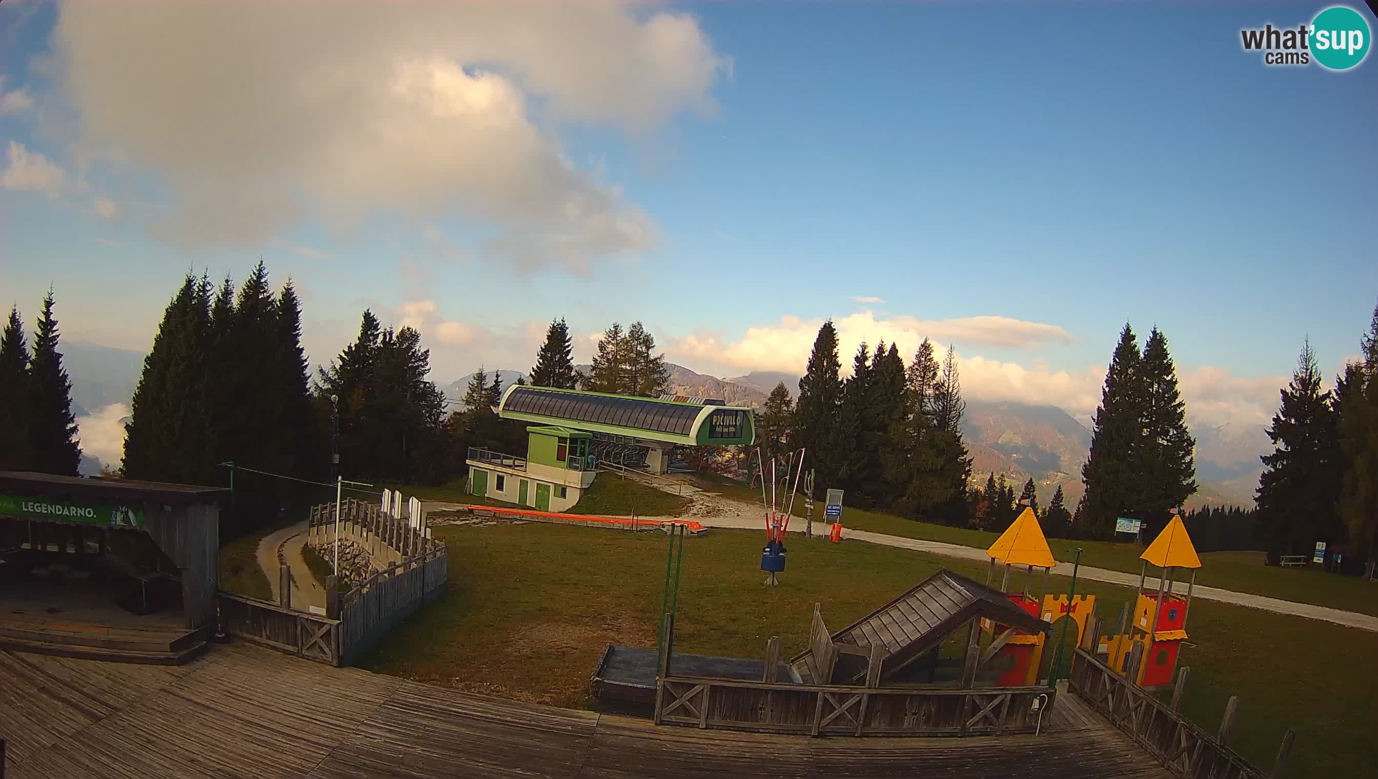 Webcam de la station de ski des Alpes slovènes à Cerkno Počivalo