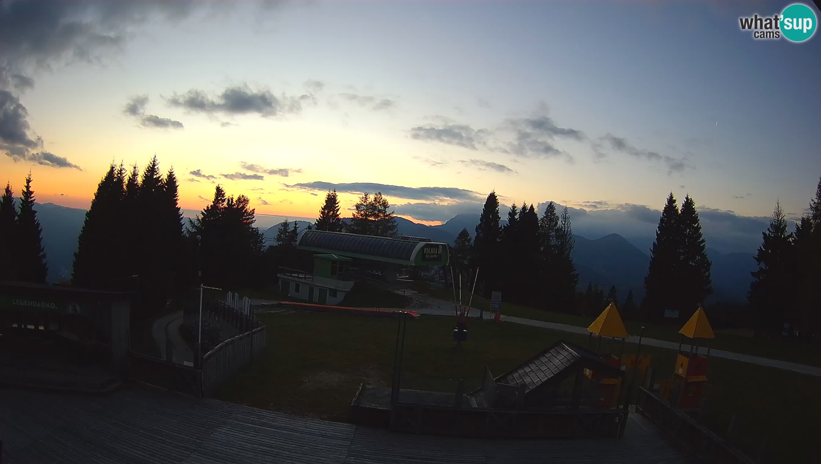 Alpska Perla kamera Cerkno Počivalo